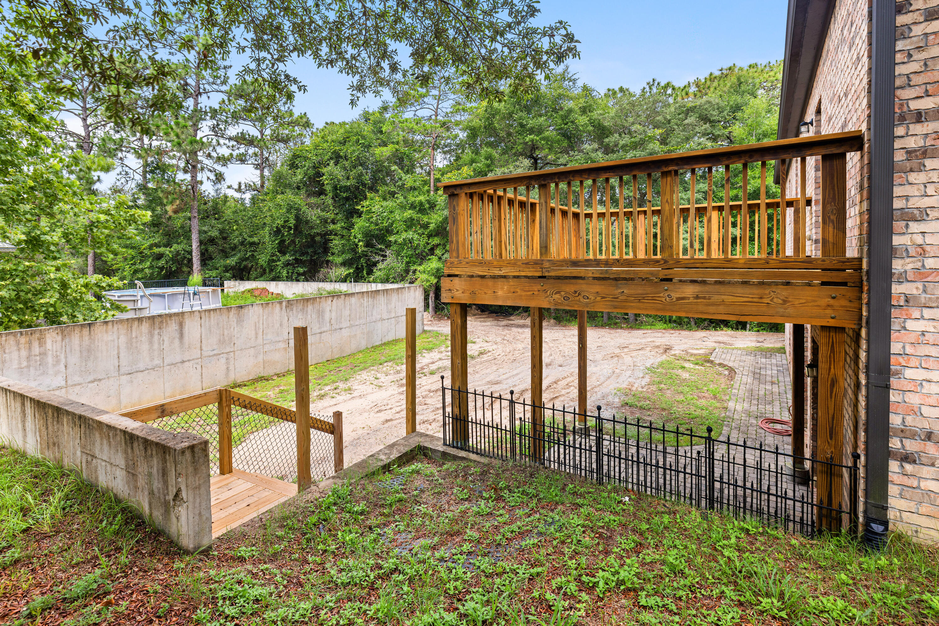 FLORIDA HEIGHTS - Residential