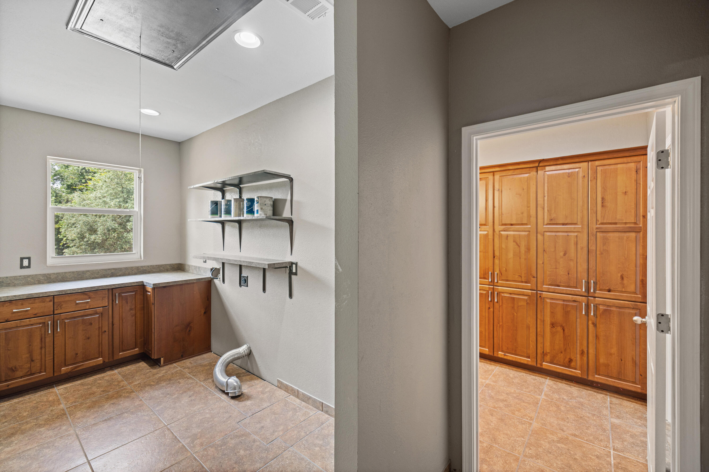 FLORIDA HEIGHTS - Residential
