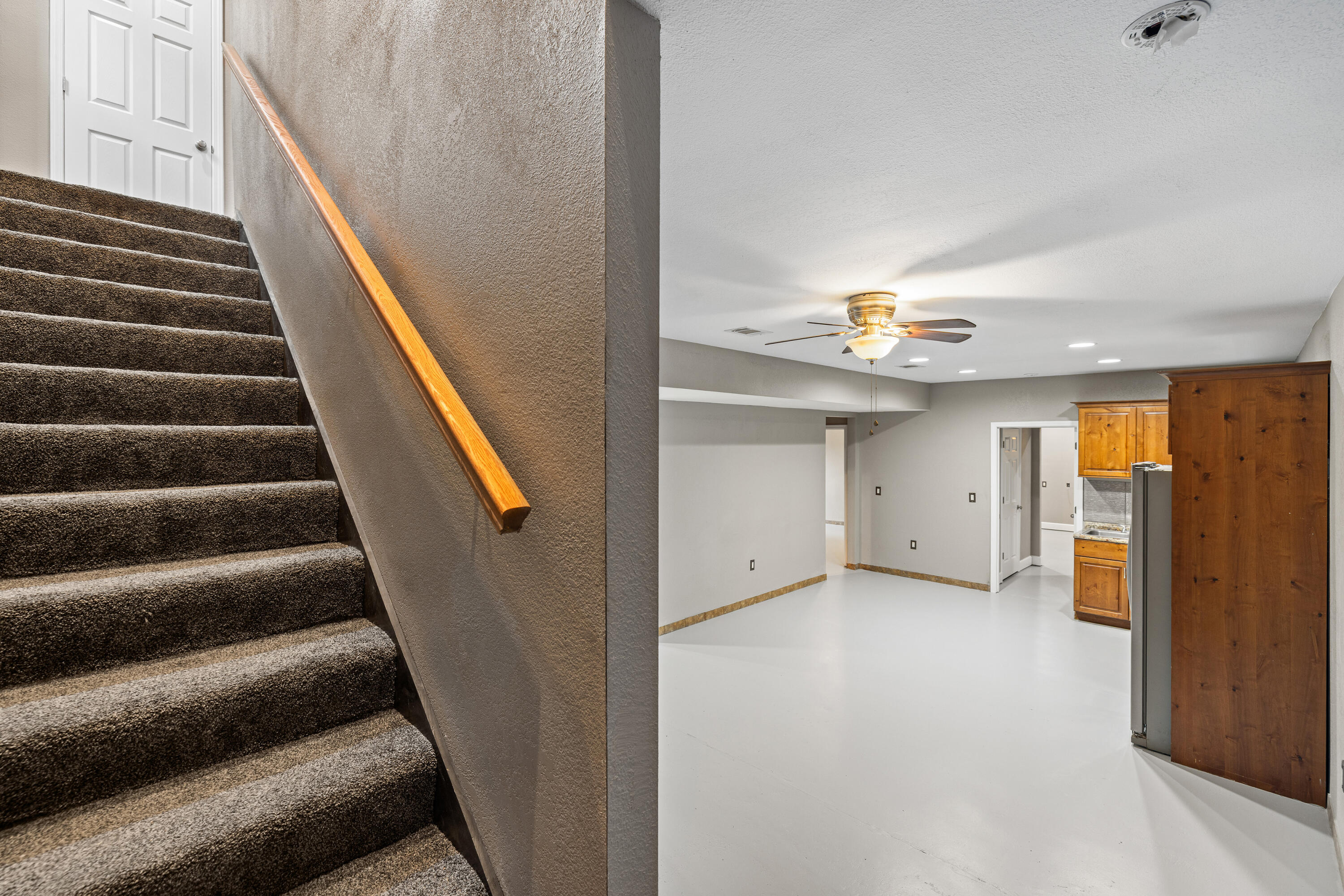 FLORIDA HEIGHTS - Residential