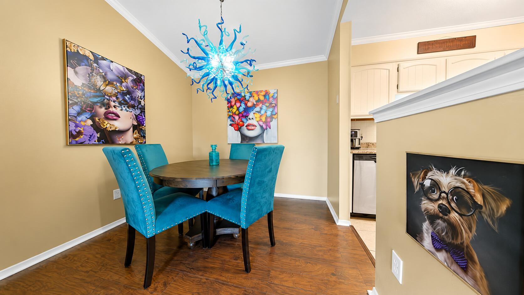 GOLF CLUB CONDO THE - Residential