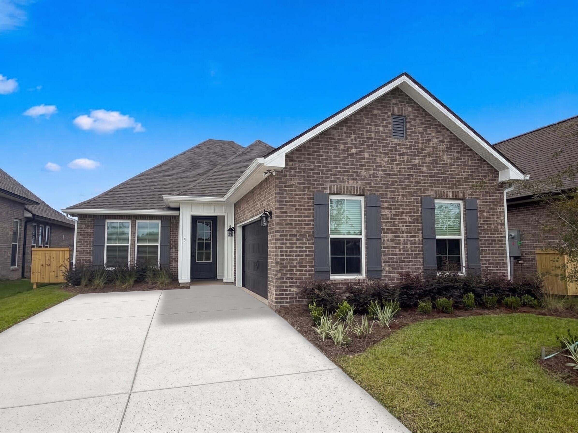 Awesome builder rate plus FREE refrigerator! Restrictions apply. 

The MANET II H in Natureview community offers a 3 bedroom, 2 full bathroom open design. Upgrades added (list attached). Special Features: double vanity, garden tub, separate custom tiled shower, and 2 walk-in closets in master bath, kitchen island, pantry, side entry garage, covered porches, undermount sinks, custom kitchen backsplash, LED lighting, crown molding, ceiling fans in living and master, smart connect WIFI thermostat, framed mirrors in all baths, landscaping, architectural 30-year shingles, flood lights, and more!
Energy Efficient Features: water heater, electric kitchen appliance package, vinyl low E windows, and more! Energy Star Partner.