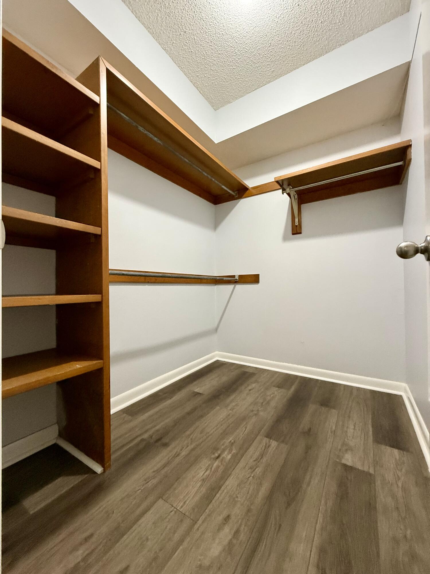 CEDAR RIDGE PH 8 - Residential Lease