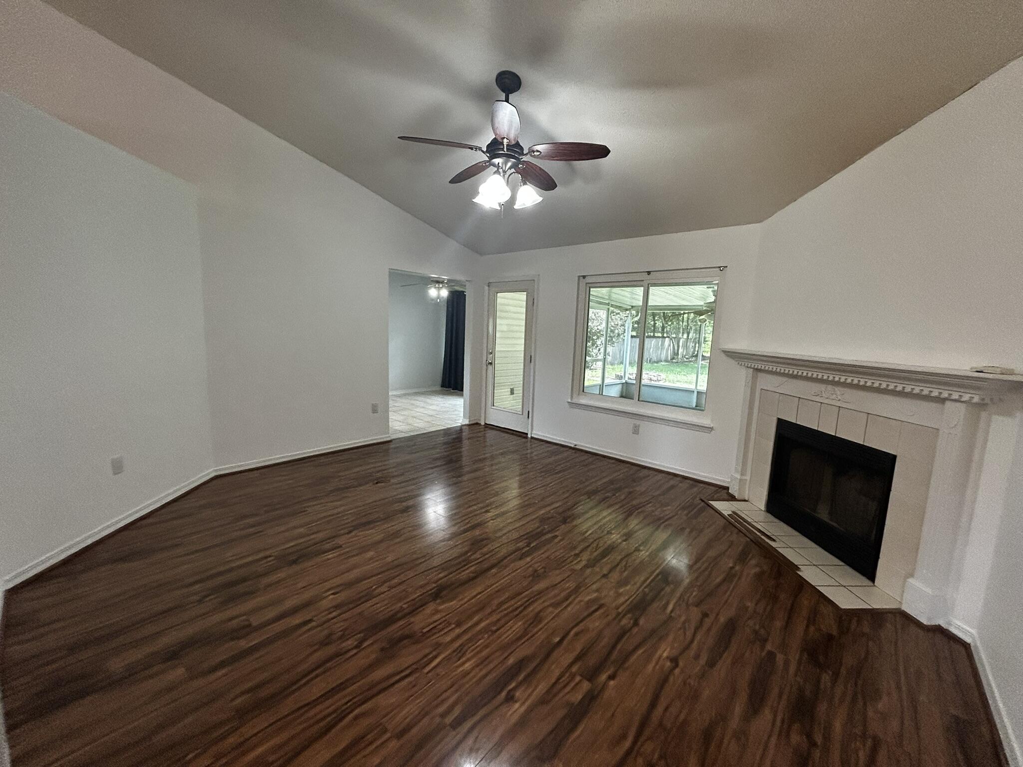 CORONADO VILLAGE PH 3 - Residential Lease
