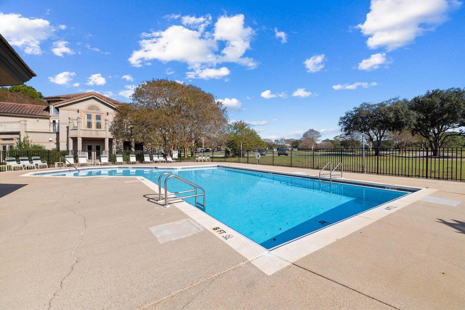 EMERALD BAY PH 1A - Residential
