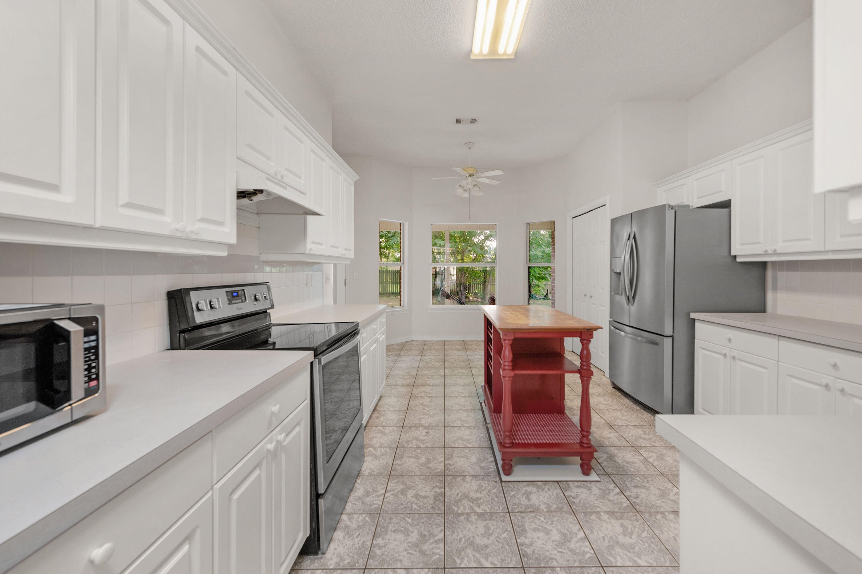 WESTVIEW ESTATES PH 3 - Residential