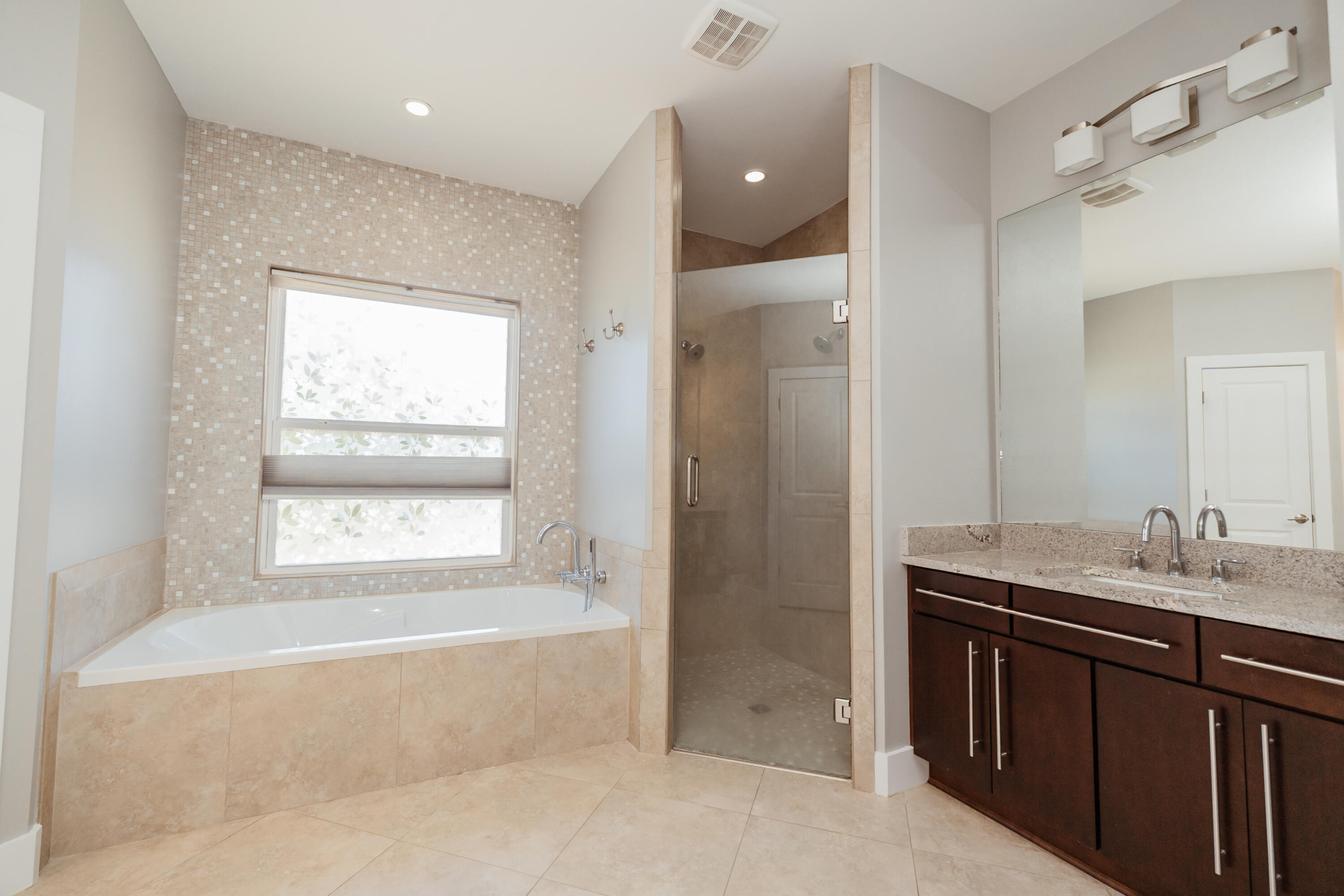 ALICIA PLACE - Residential Lease