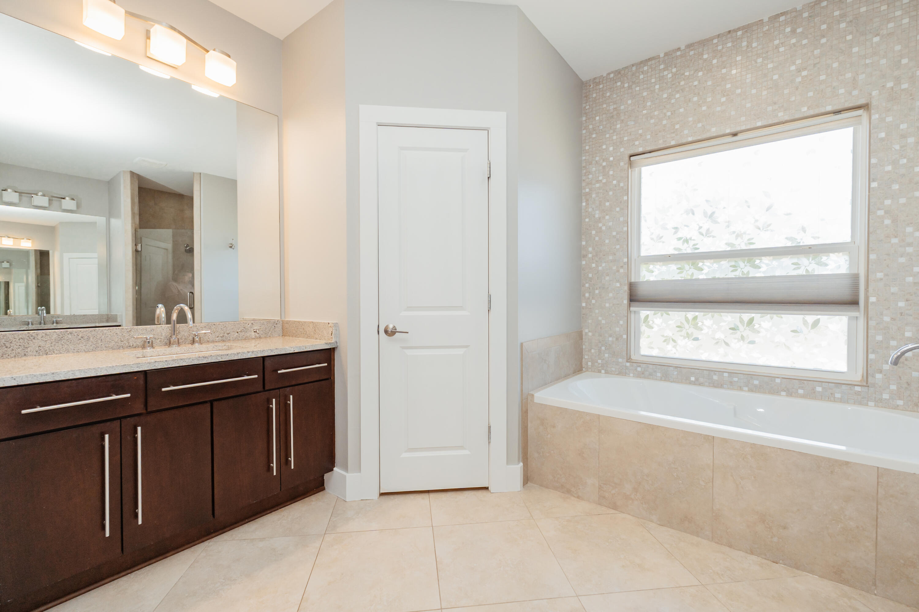 ALICIA PLACE - Residential Lease