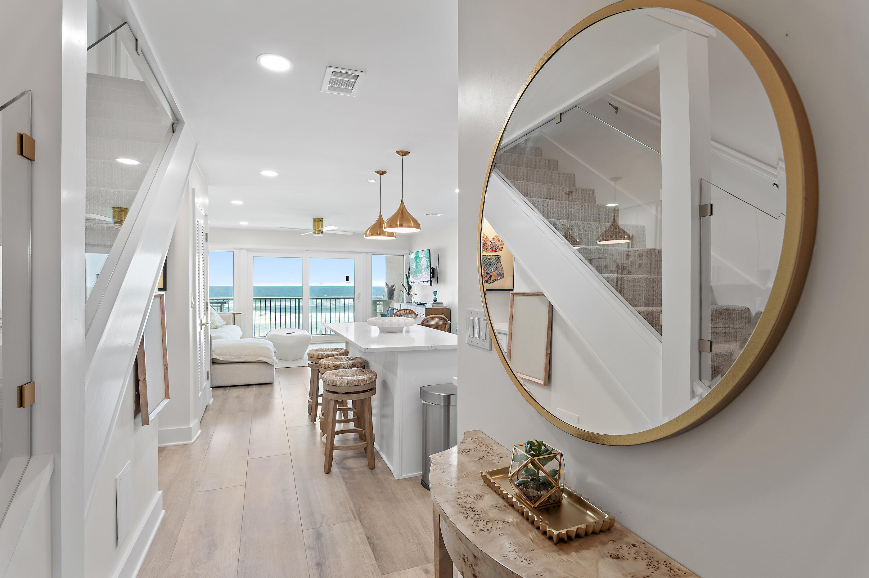SEAFARER CONDO - Residential
