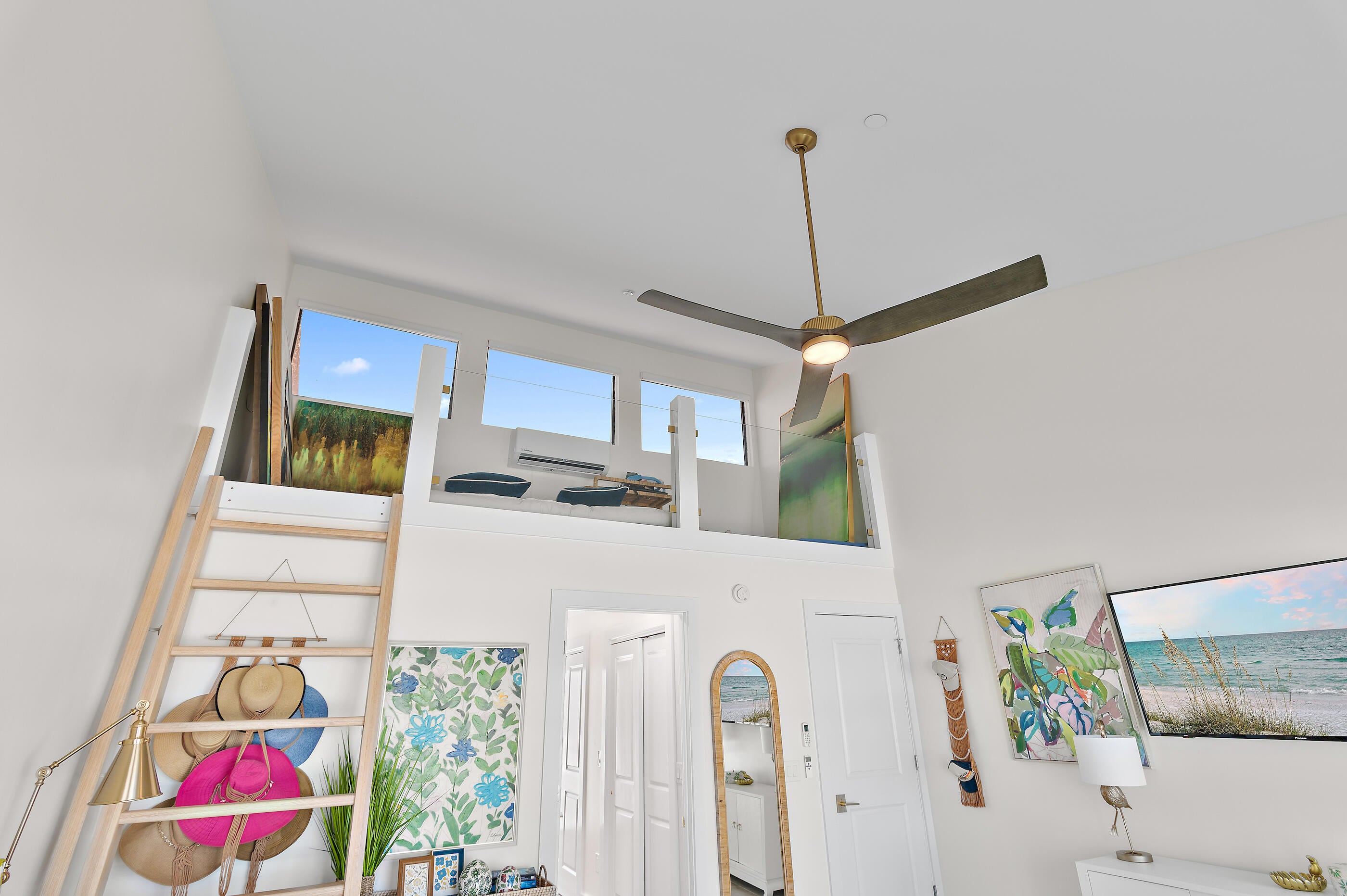 SEAFARER CONDO - Residential