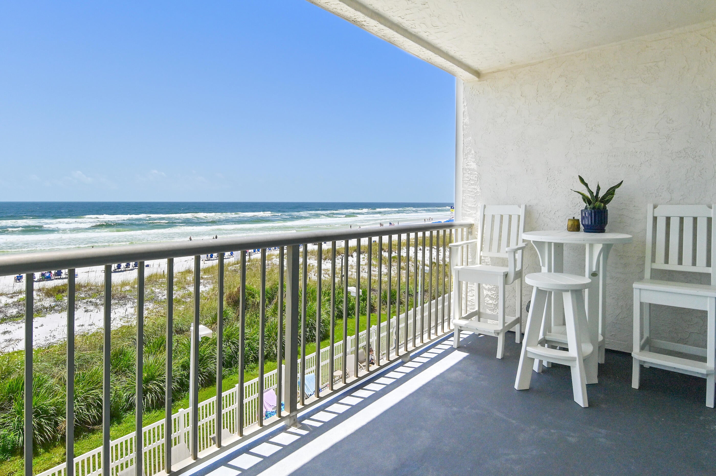 SEAFARER CONDO - Residential