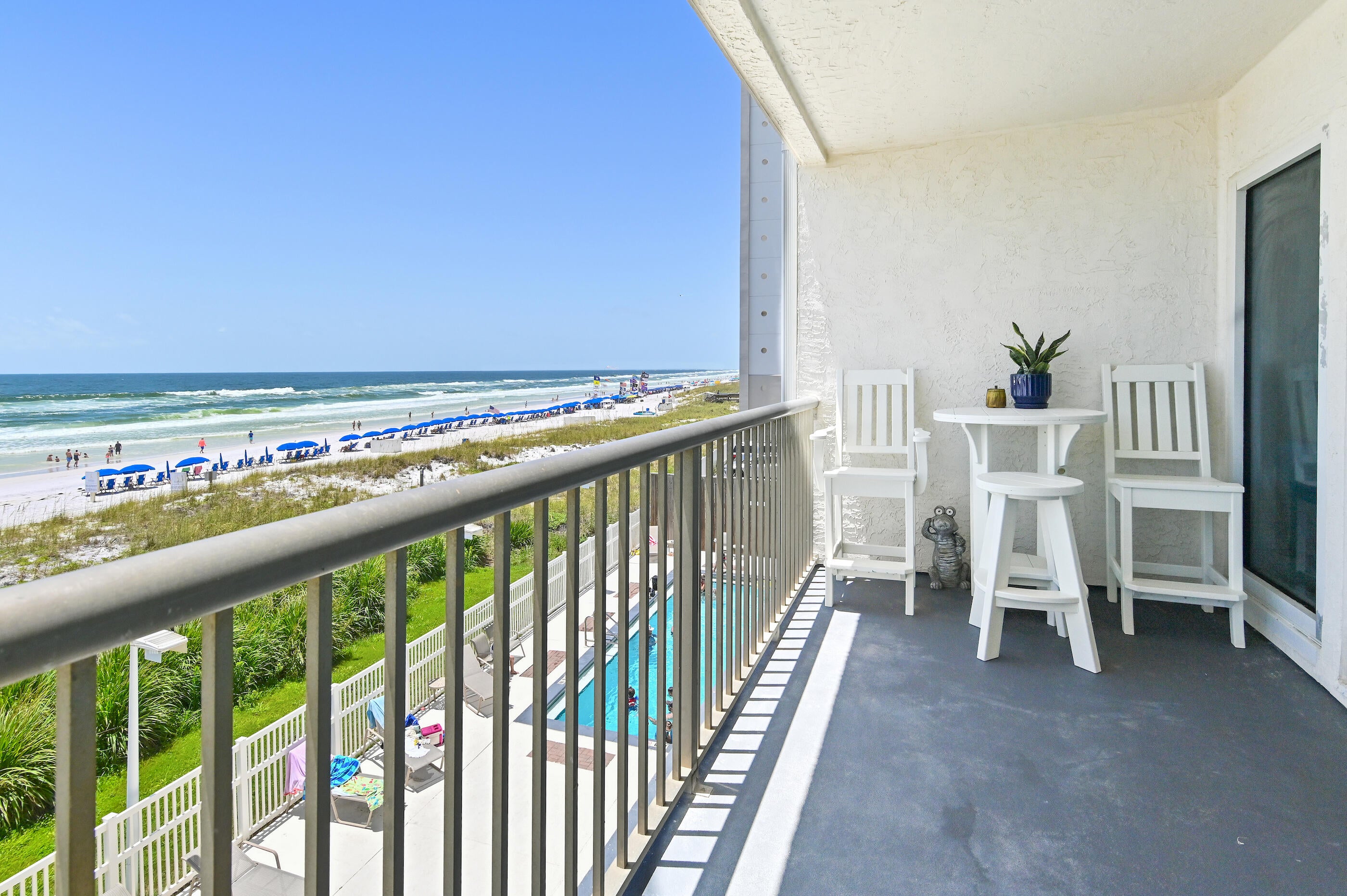 SEAFARER CONDO - Residential