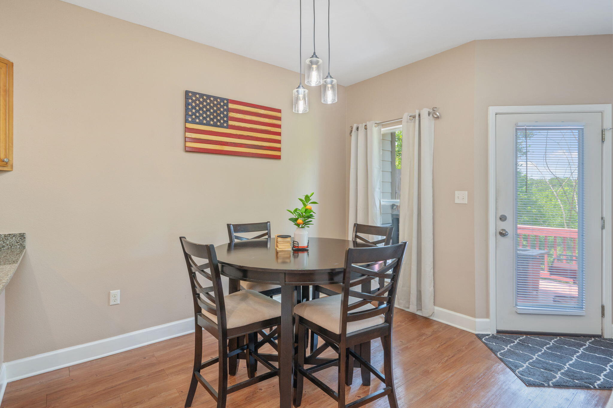 ARBOR LAKE - Residential