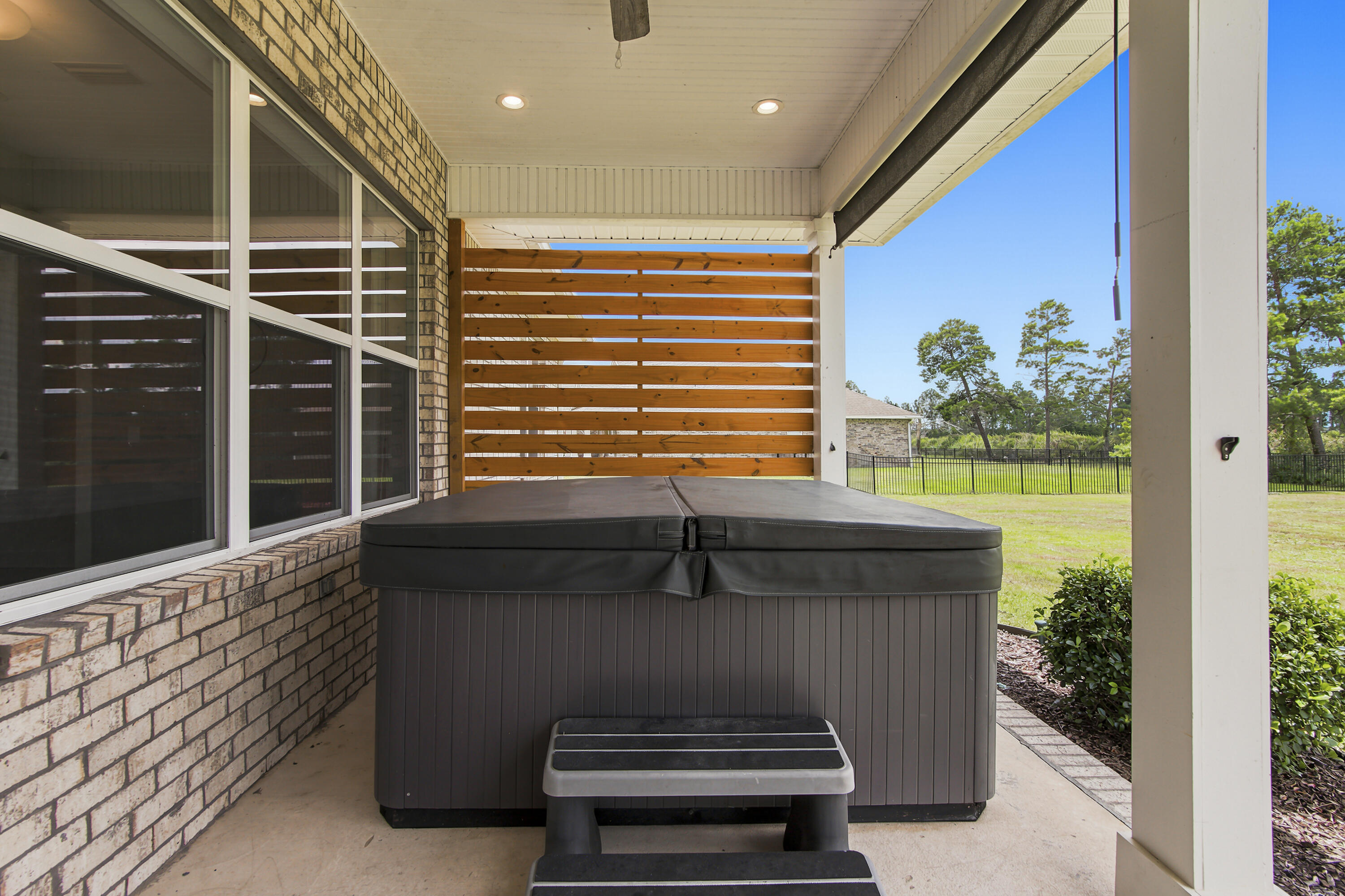WINDSWEPT ESTATES - Residential