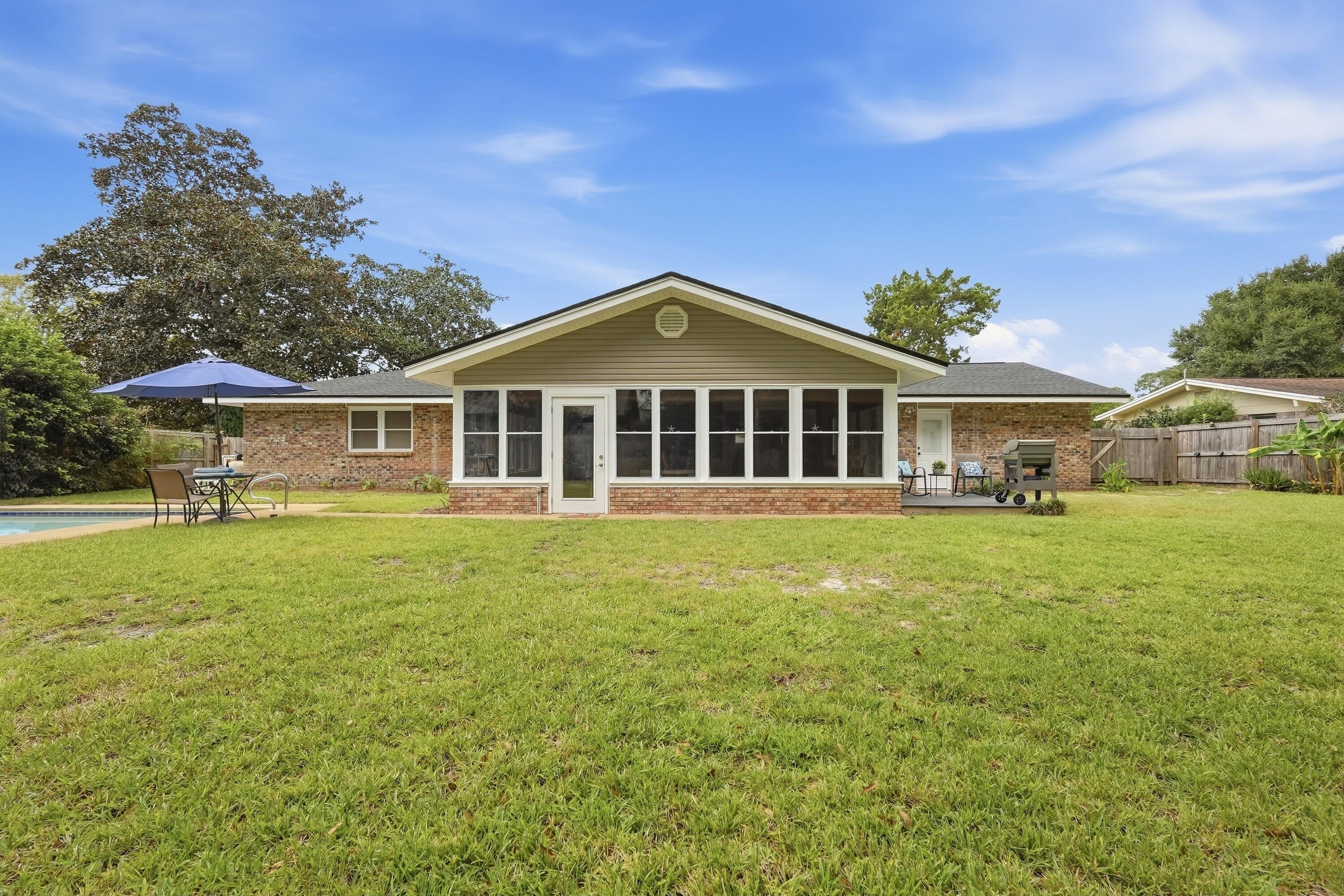 OVERBROOK - Residential