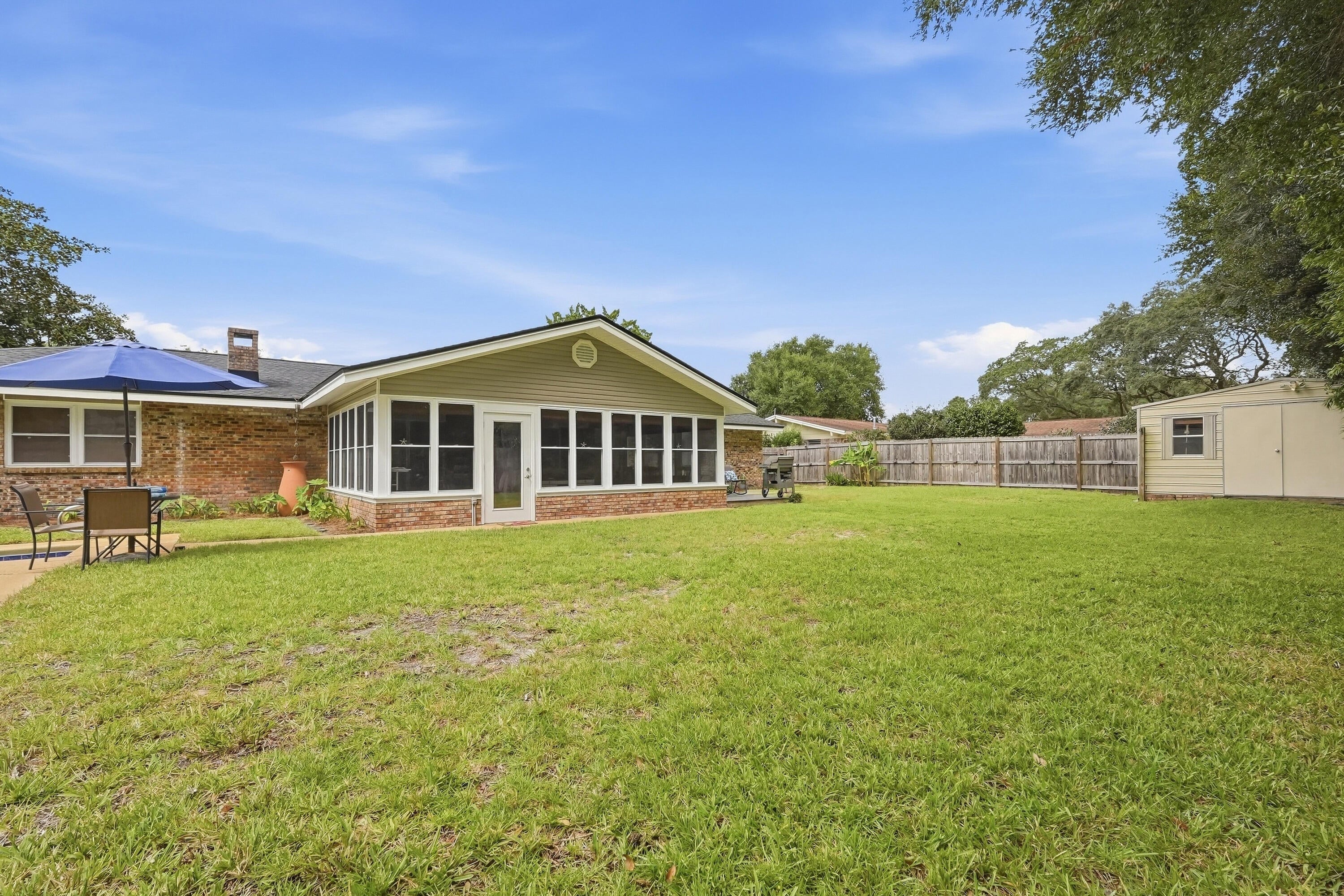 OVERBROOK - Residential