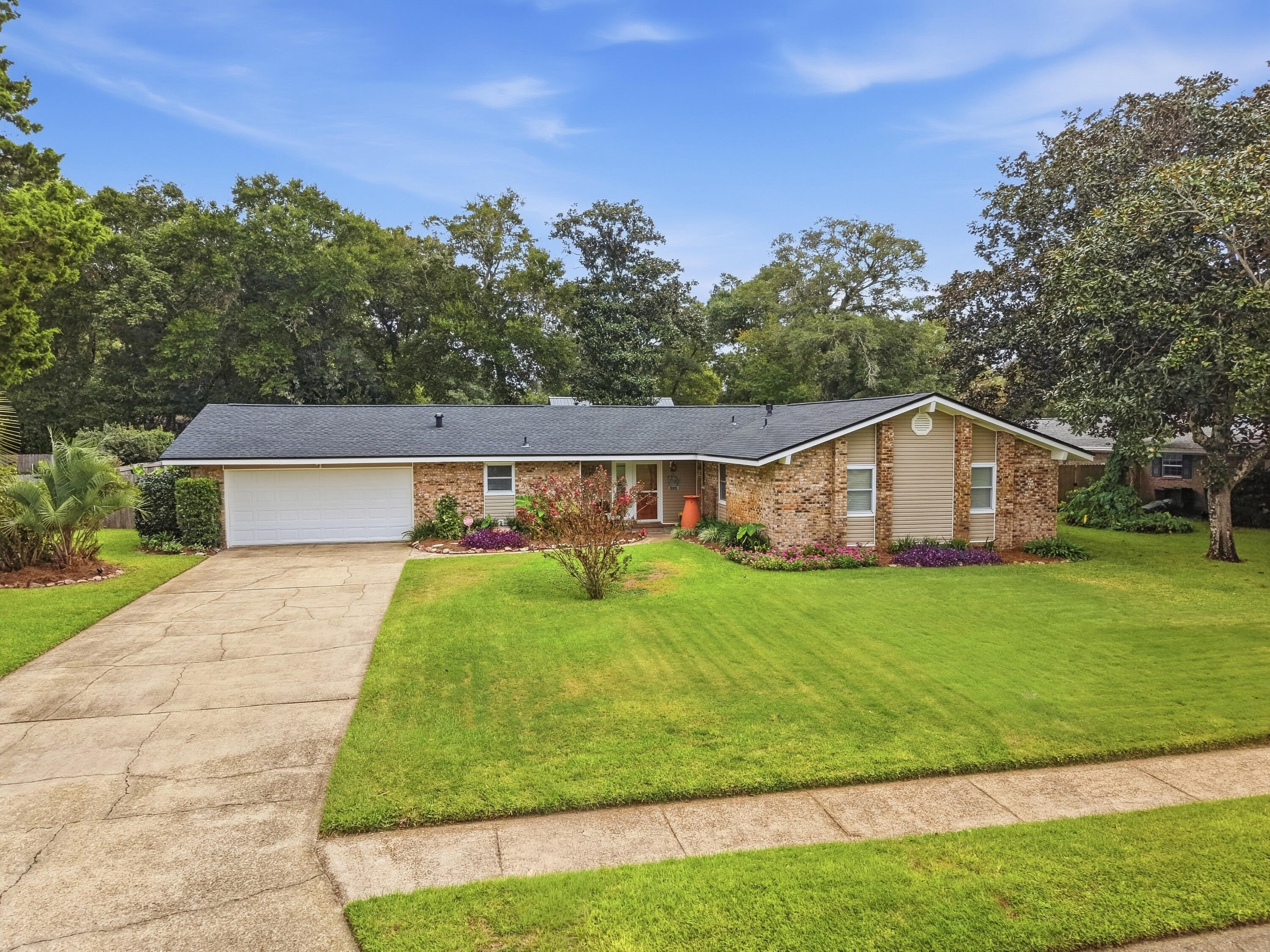 OVERBROOK - Residential