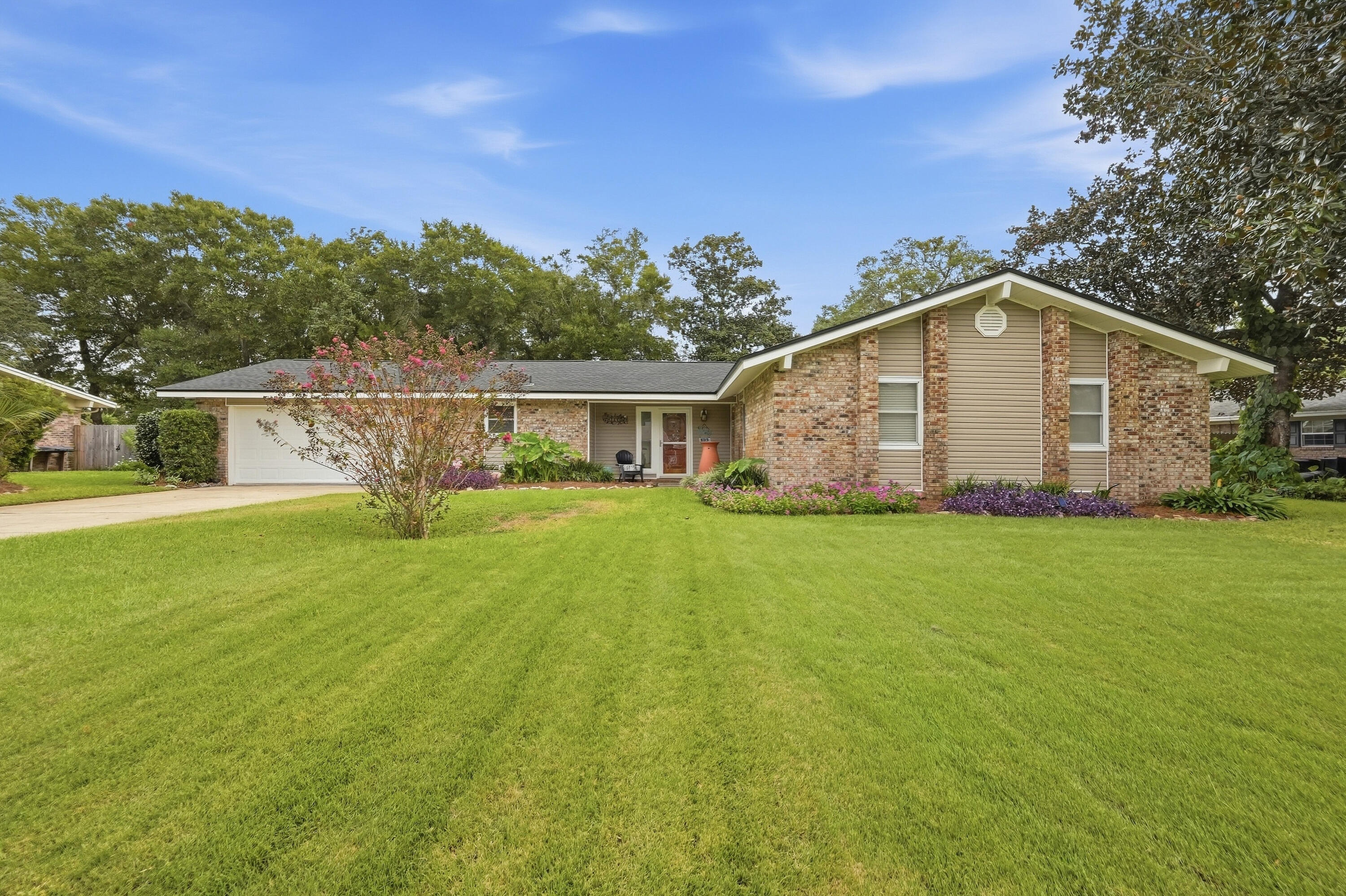 OVERBROOK - Residential