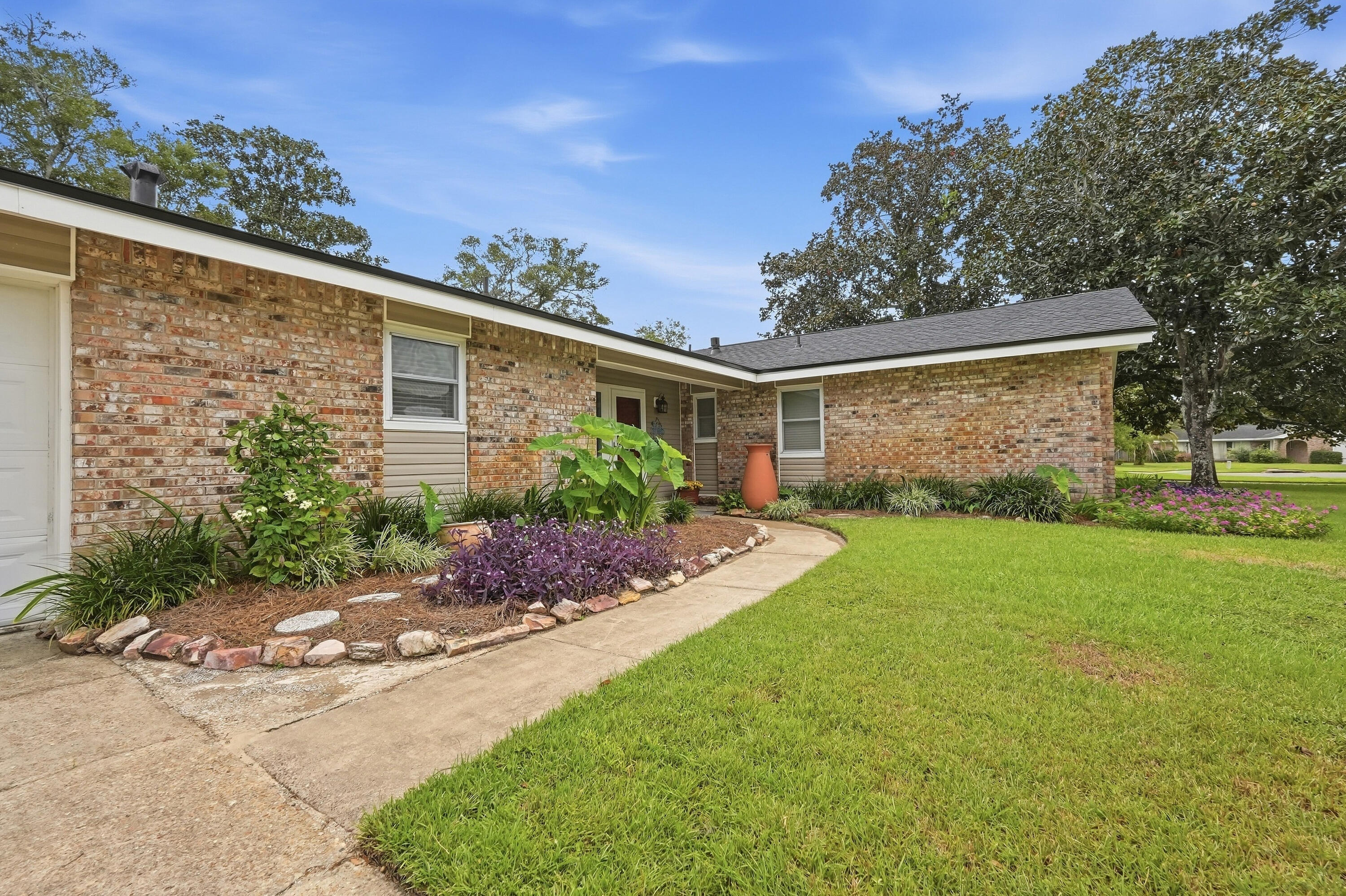 OVERBROOK - Residential
