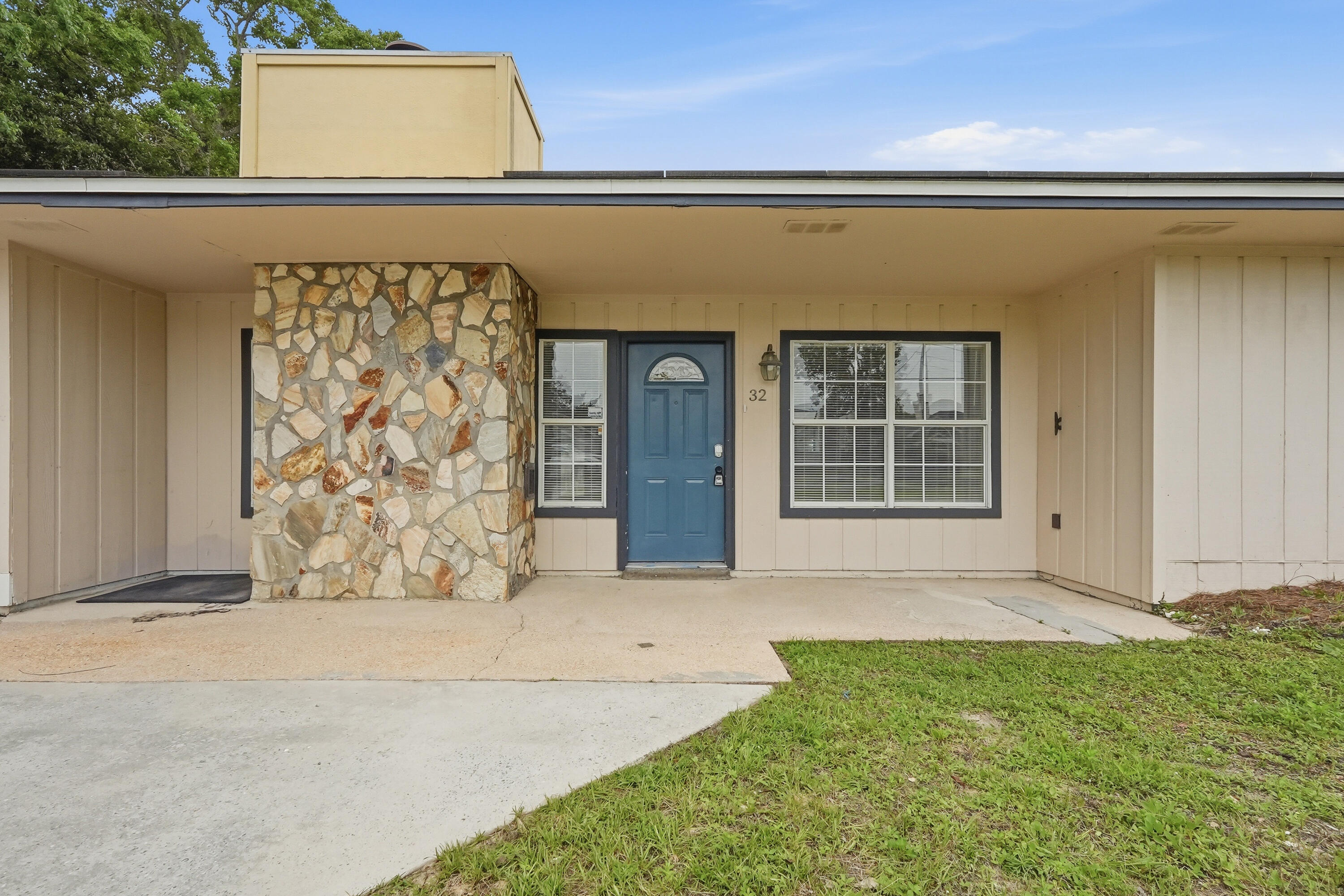 NONESUCH WAY - Residential Lease