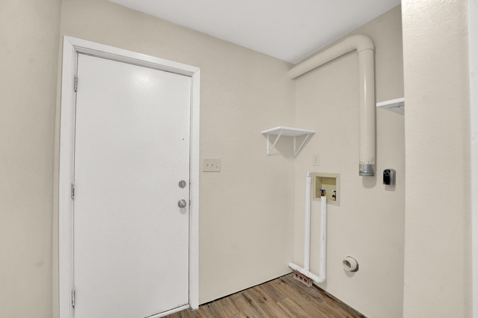 LE CHATEAU - Residential