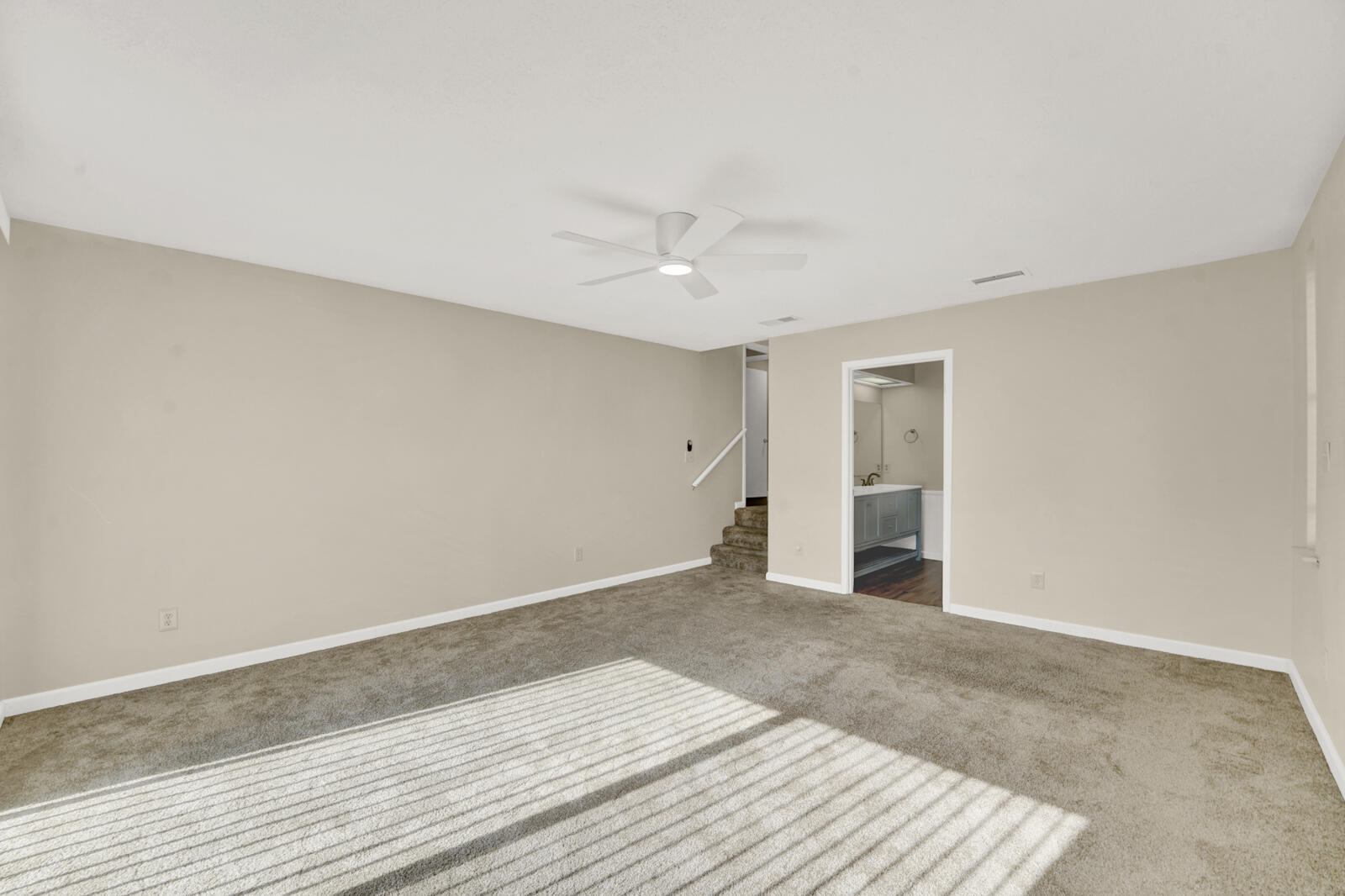 LE CHATEAU - Residential
