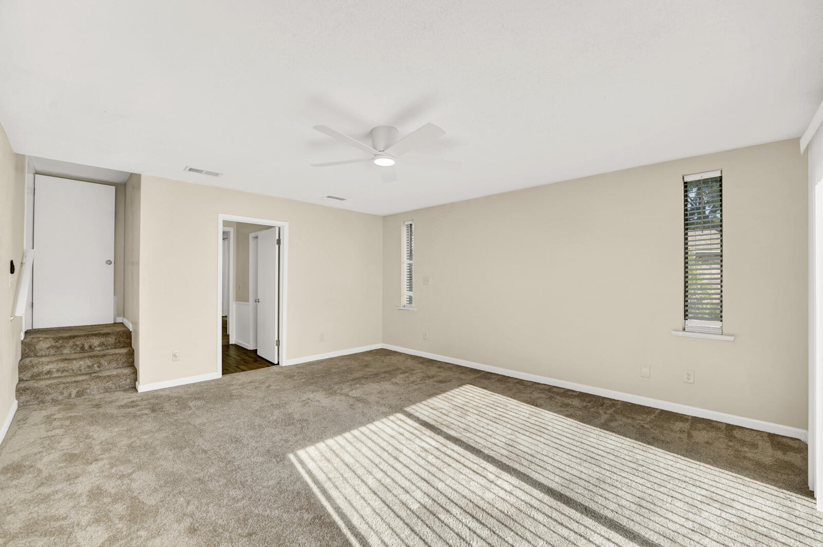 LE CHATEAU - Residential