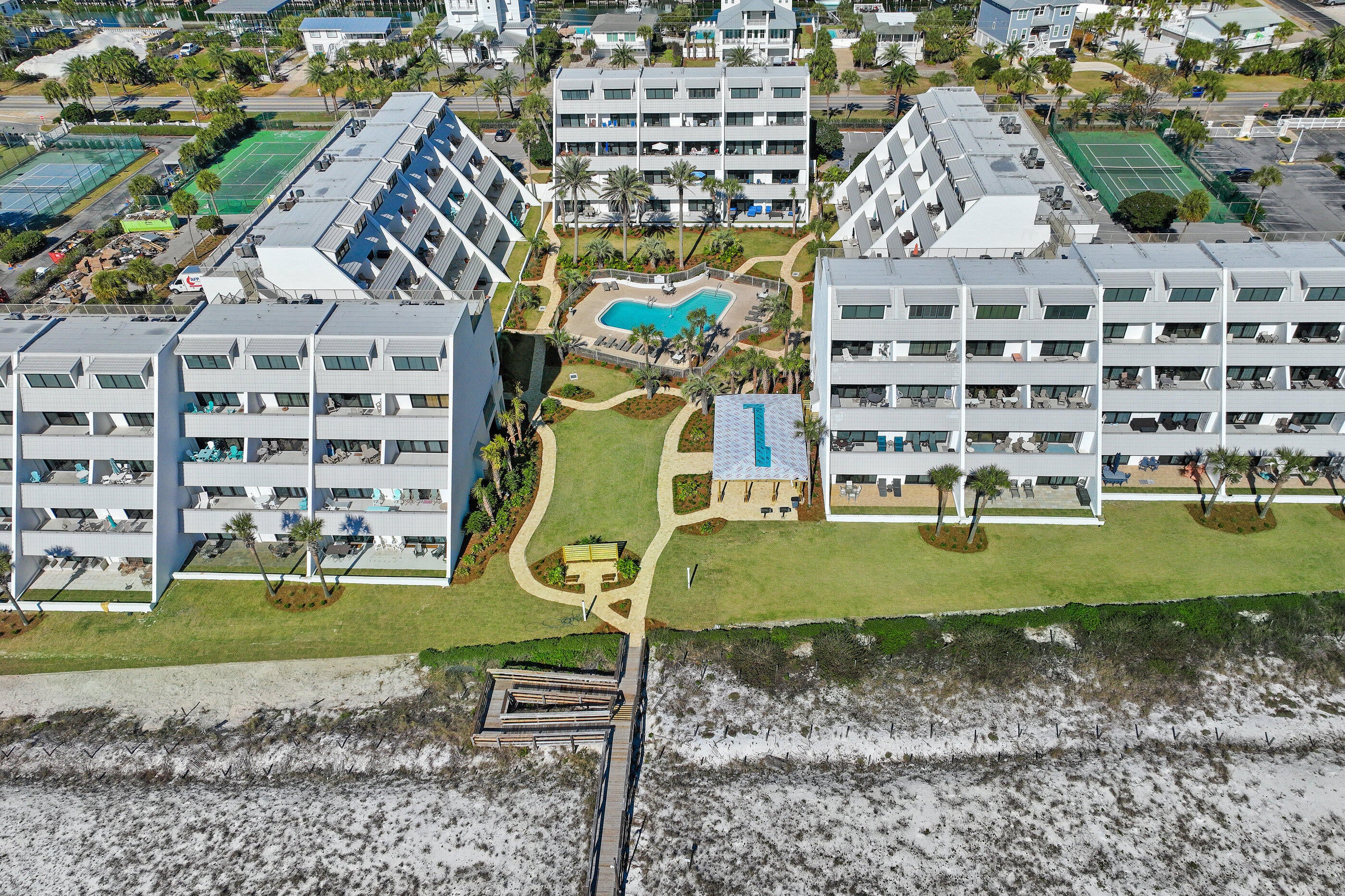 AEGEAN CONDO - Residential