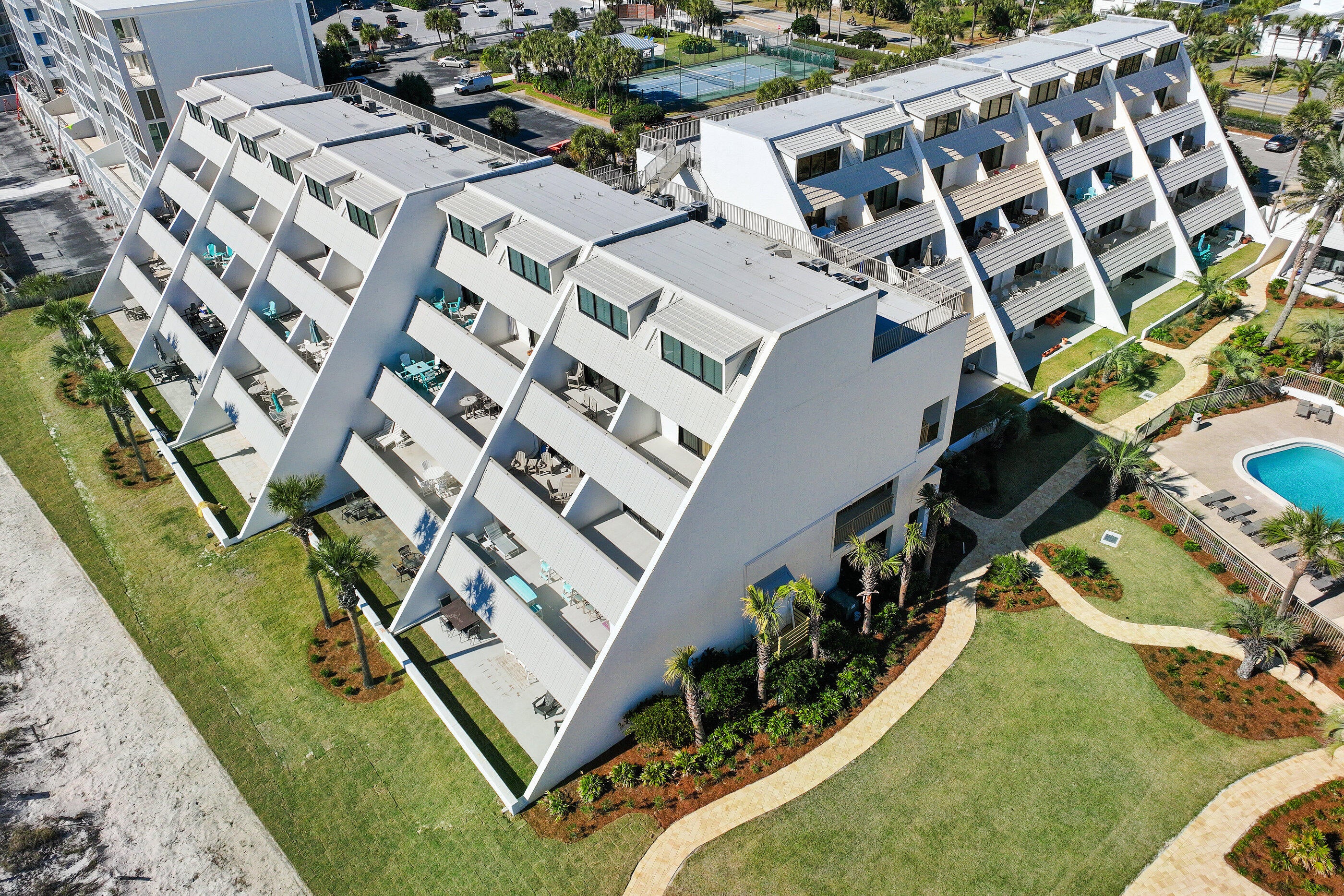 AEGEAN CONDO - Residential