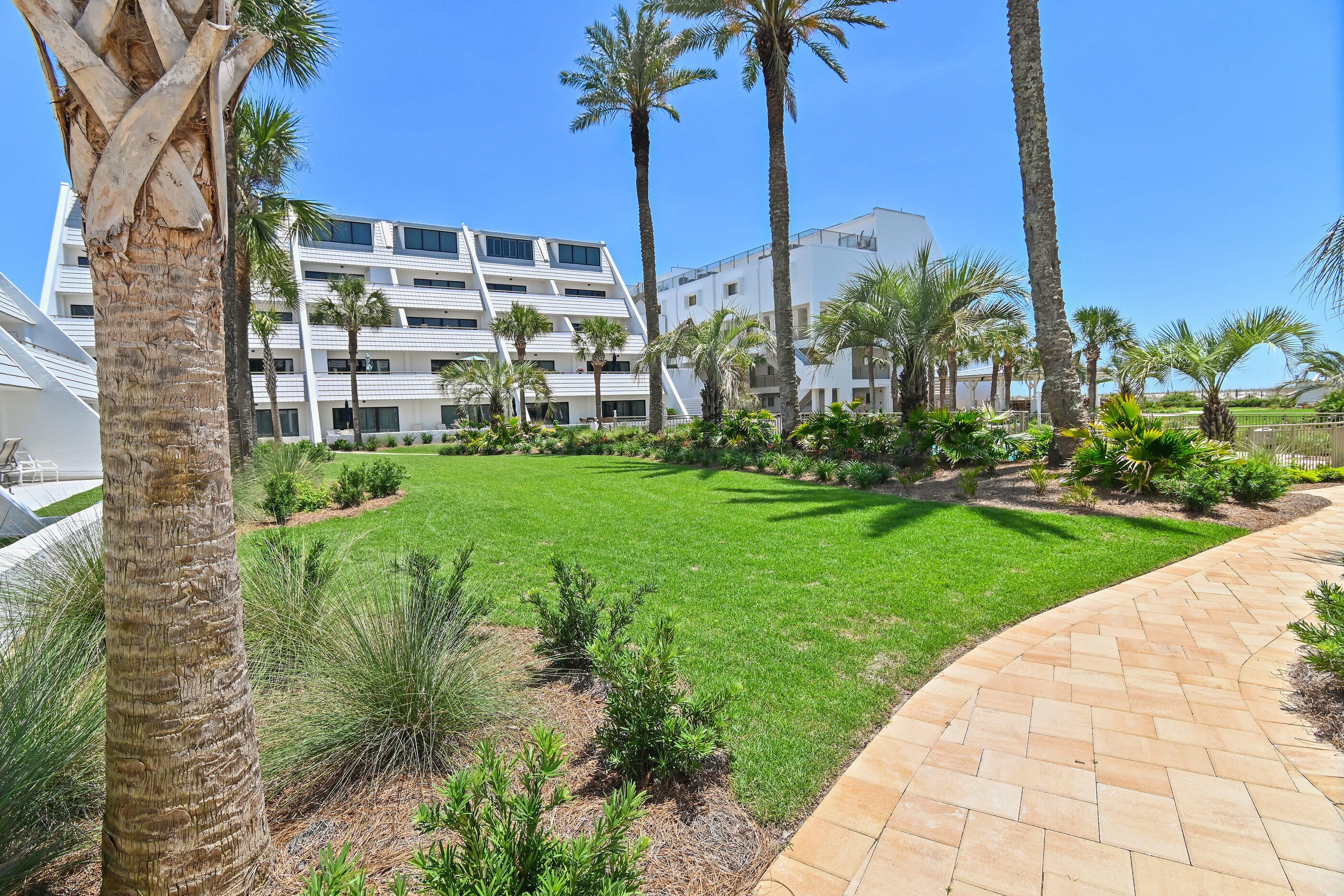 AEGEAN CONDO - Residential