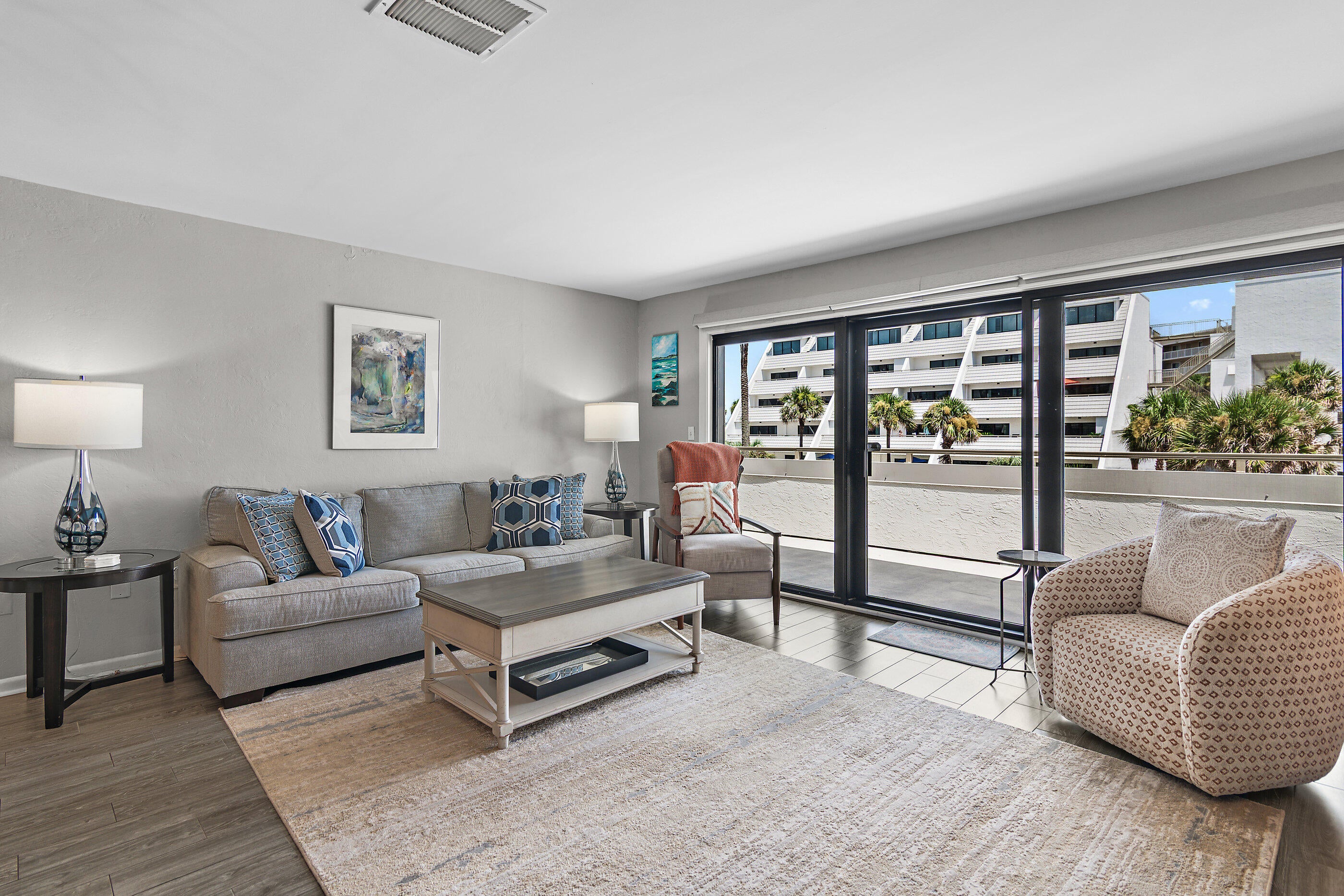 AEGEAN CONDO - Residential