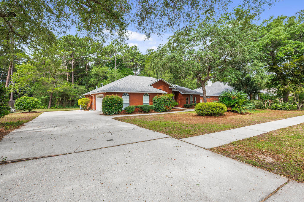 ROCKY BAYOU ESTATES 12B - Residential