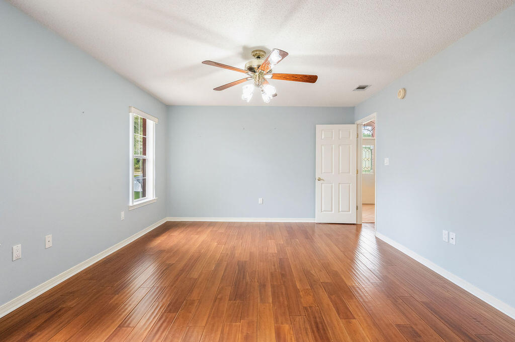 ROCKY BAYOU ESTATES 12B - Residential