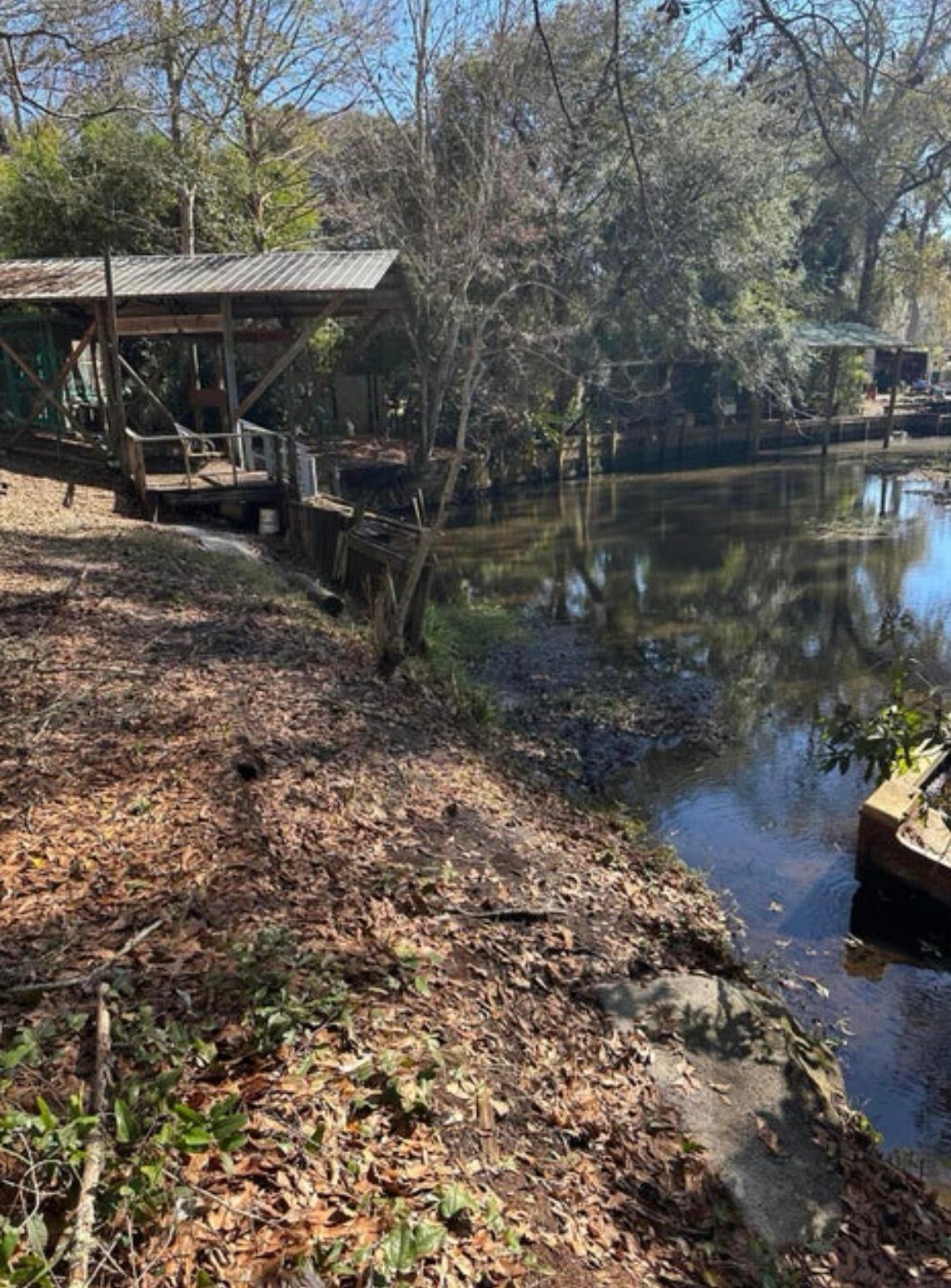 MAGNOLIA BAY - Land