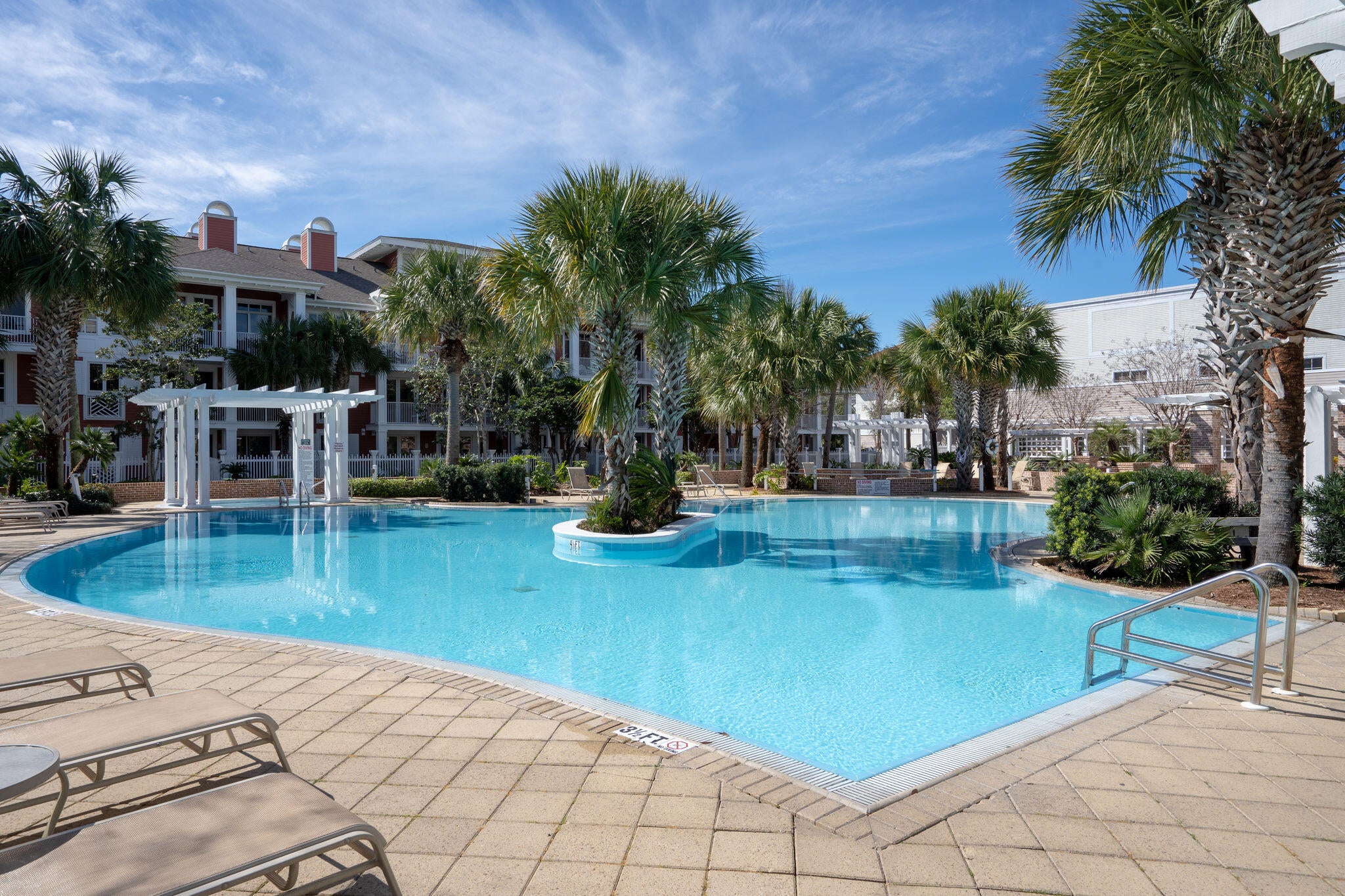 OBSERVATION POINT - Residential Lease