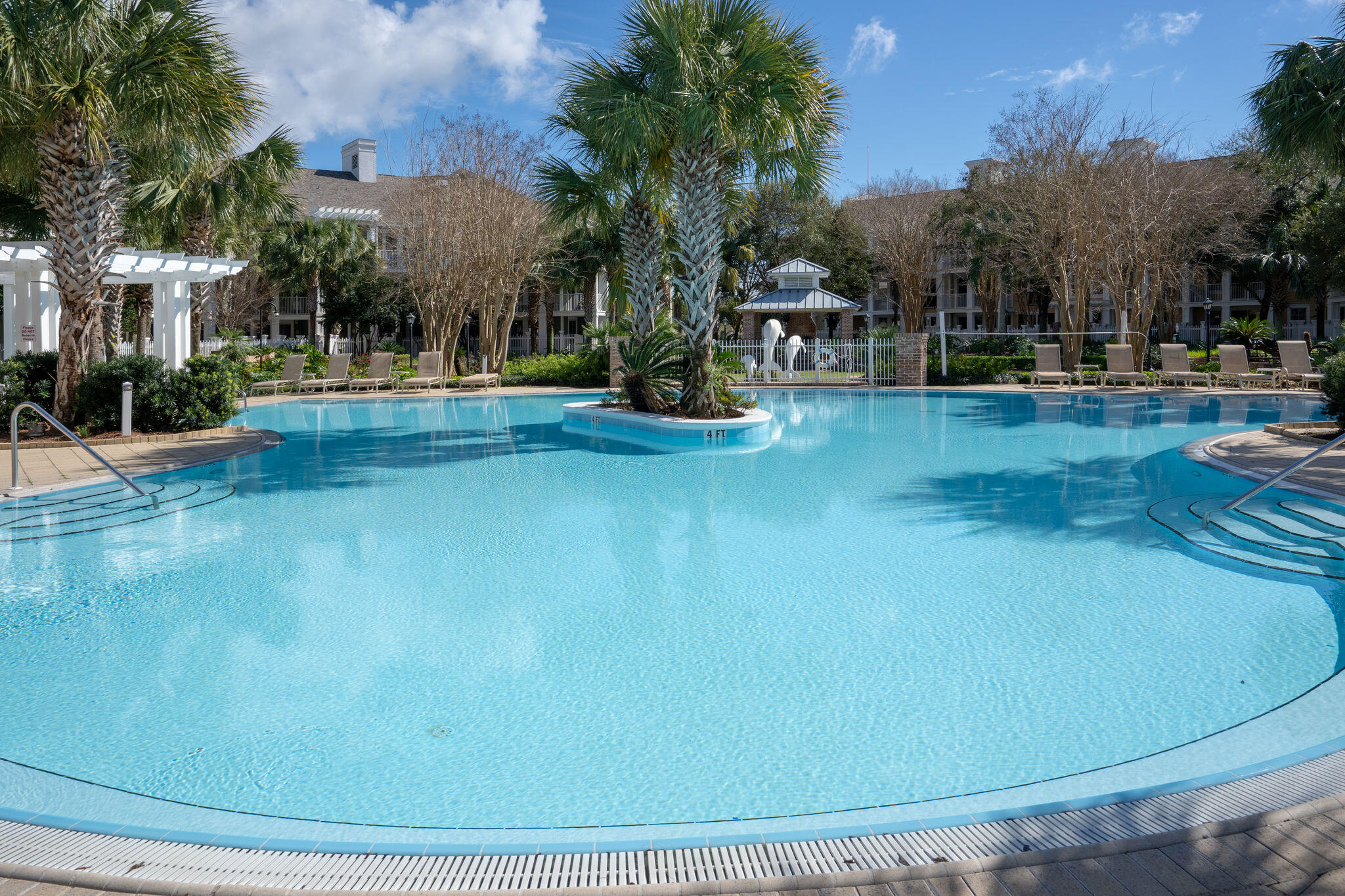 OBSERVATION POINT - Residential Lease
