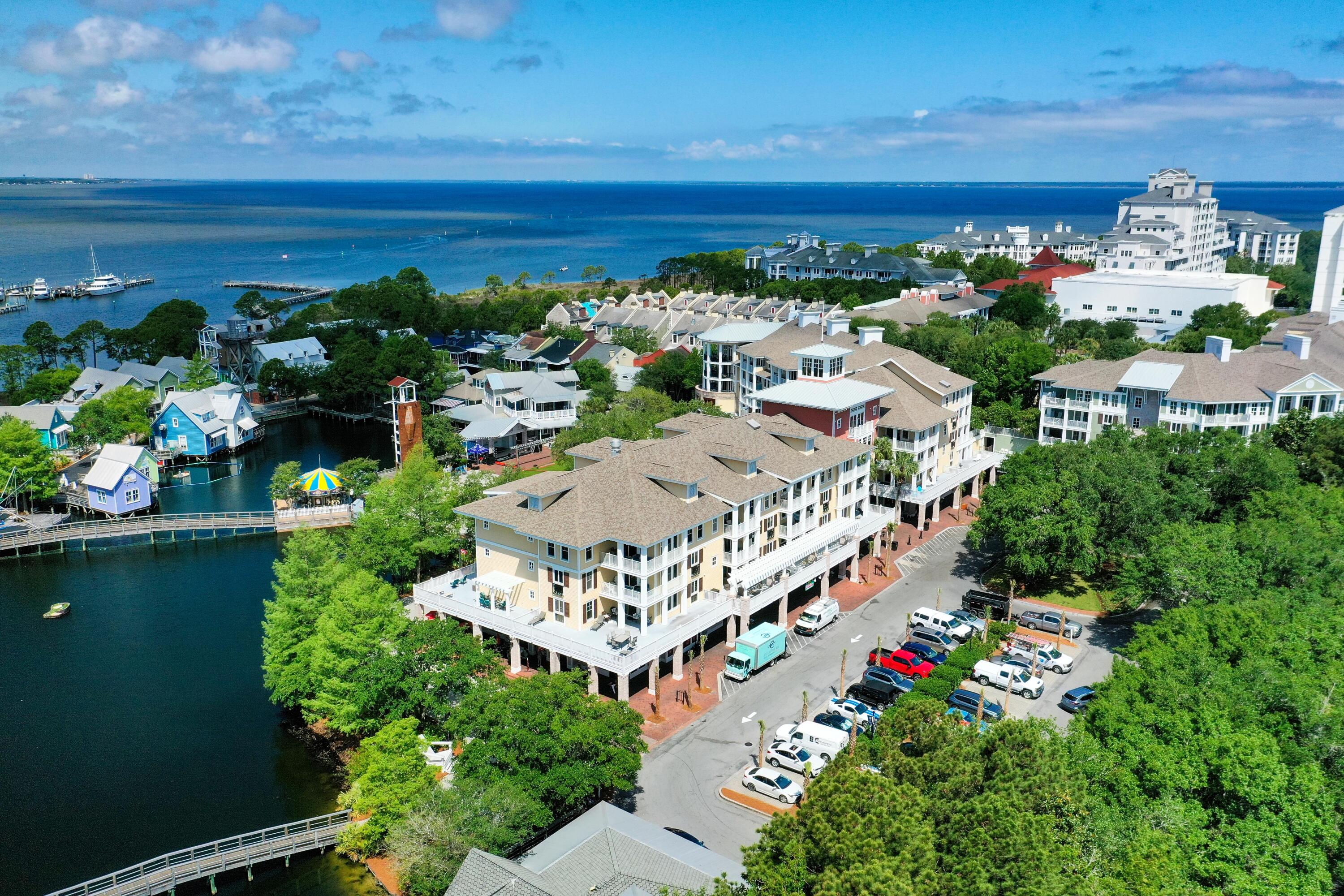 OBSERVATION POINT - Residential Lease