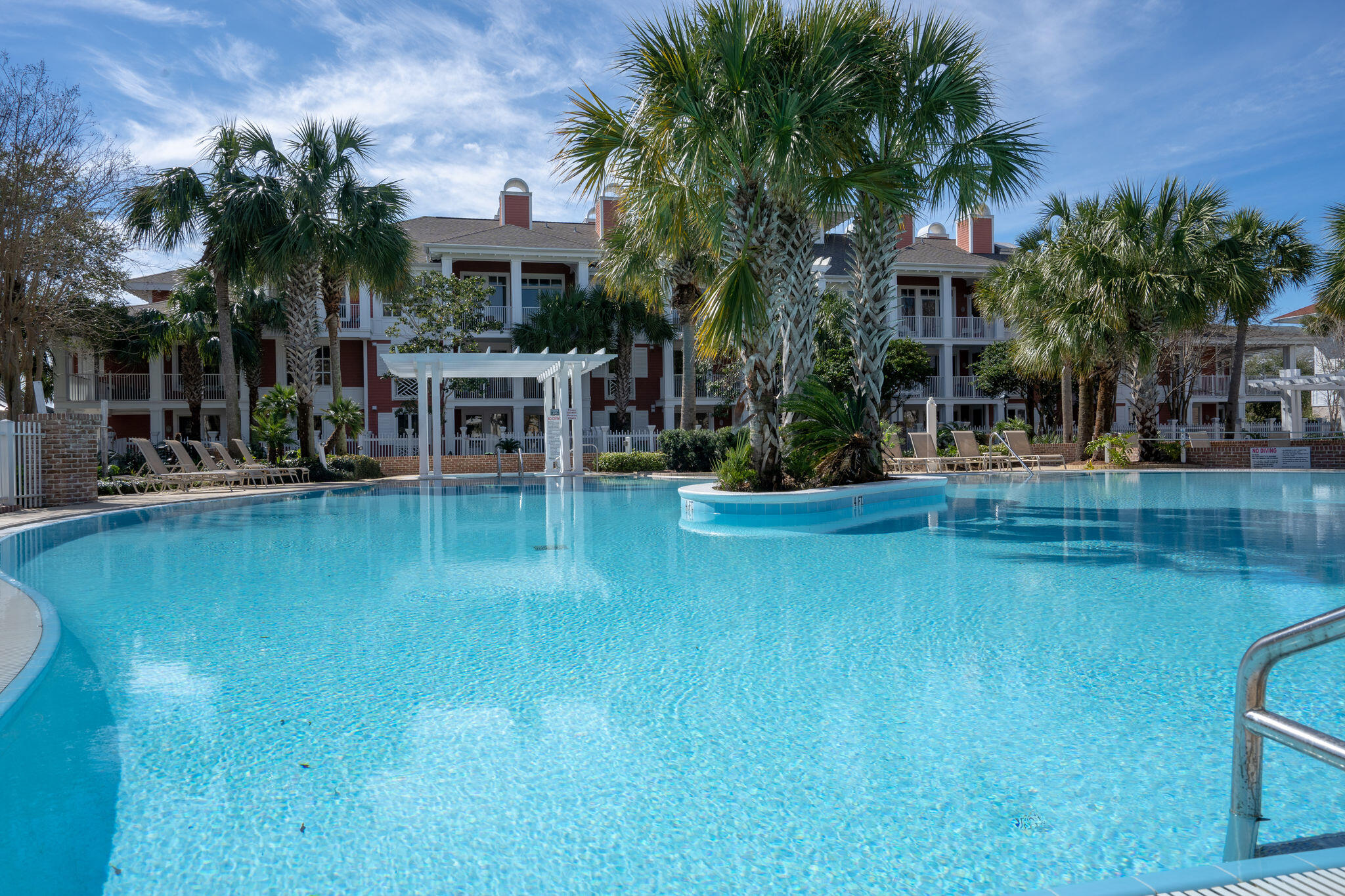 OBSERVATION POINT - Residential Lease