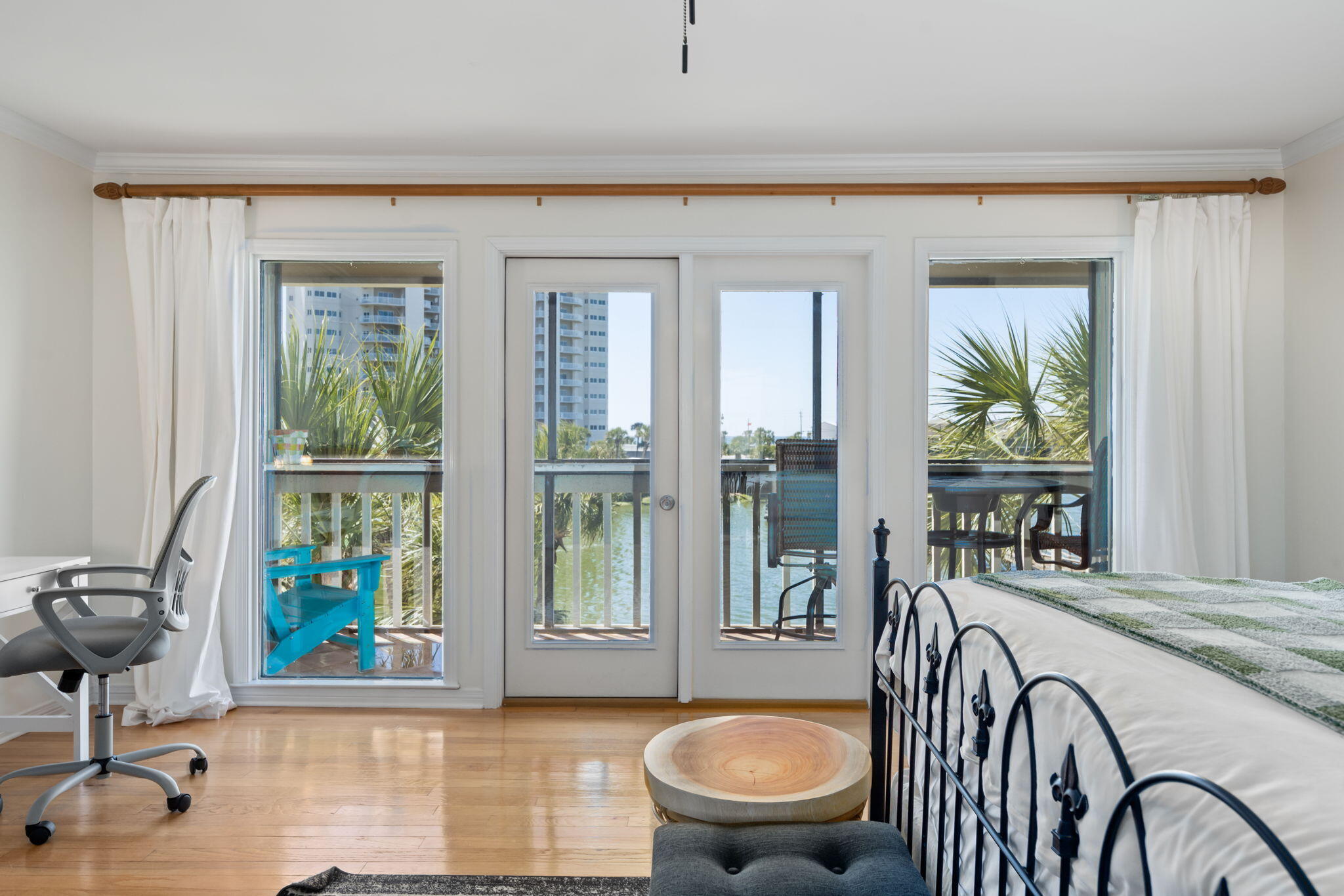 SEASCAPE CONDO PH 7 - Residential