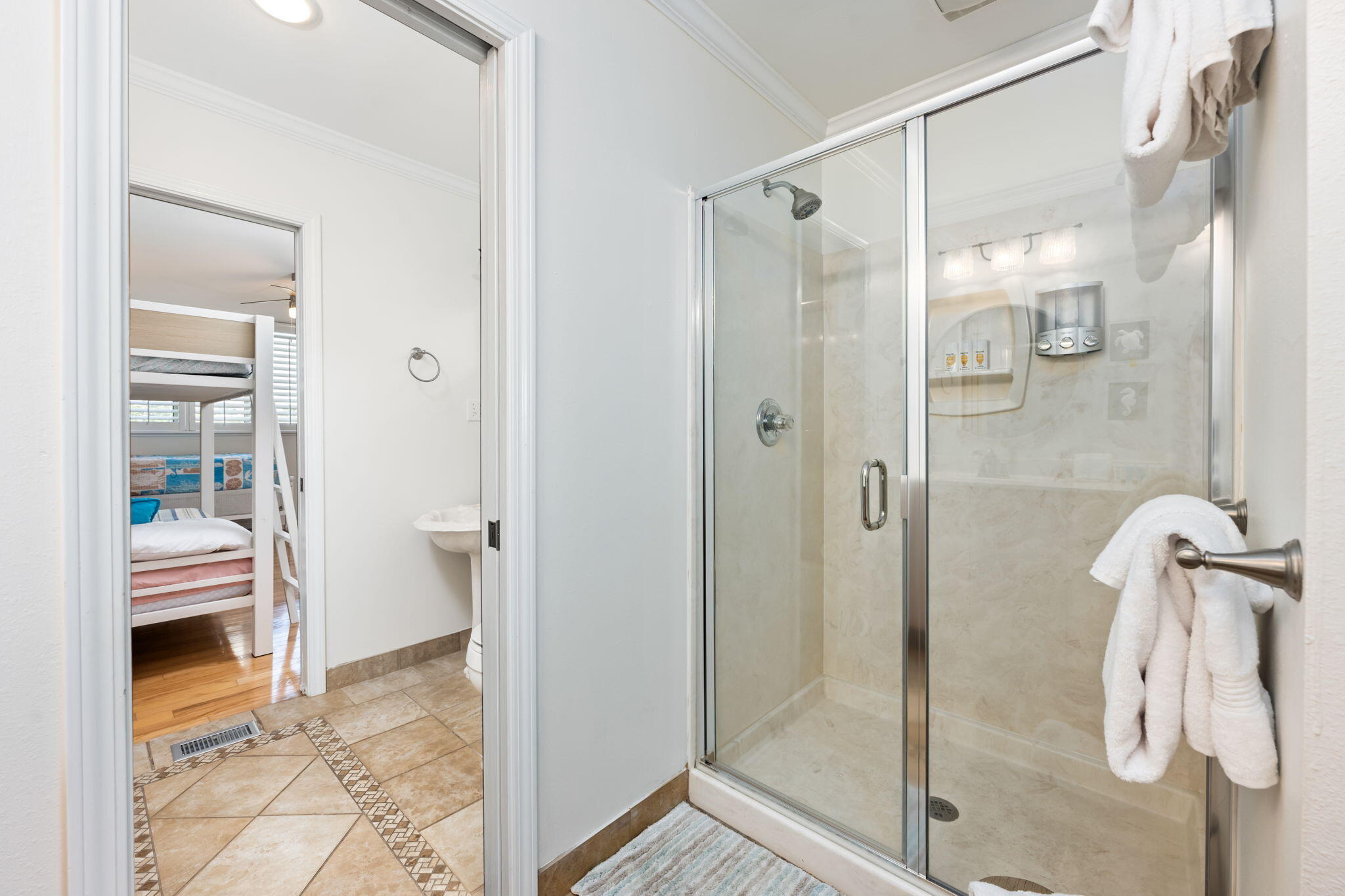 SEASCAPE CONDO PH 7 - Residential