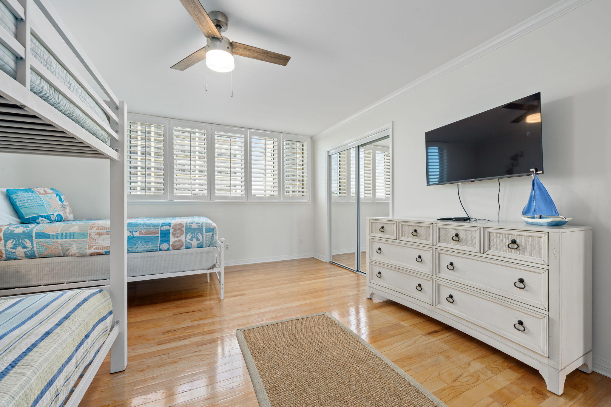 SEASCAPE CONDO PH 7 - Residential