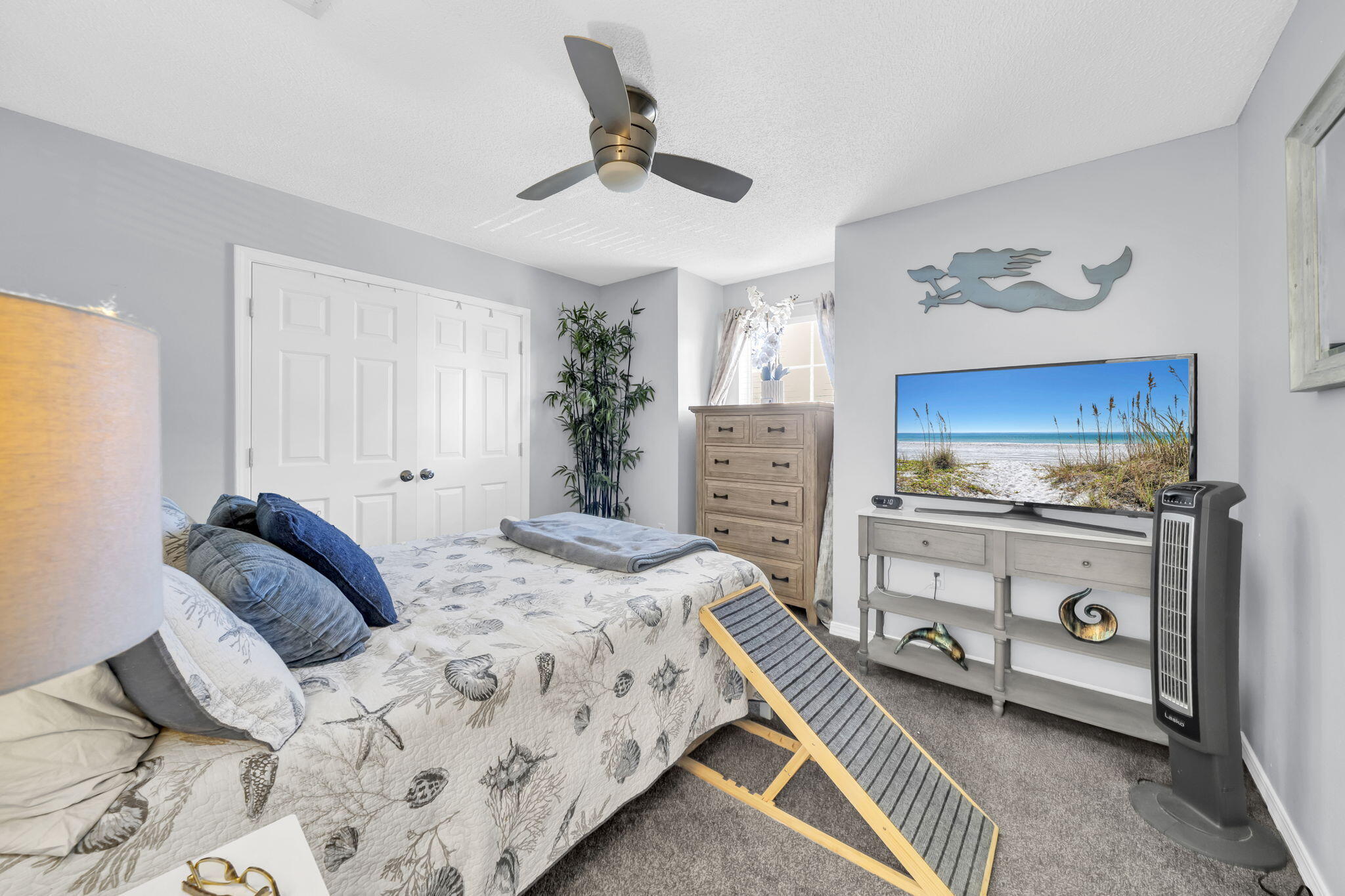 TWIN LAKES ESTATES - Residential