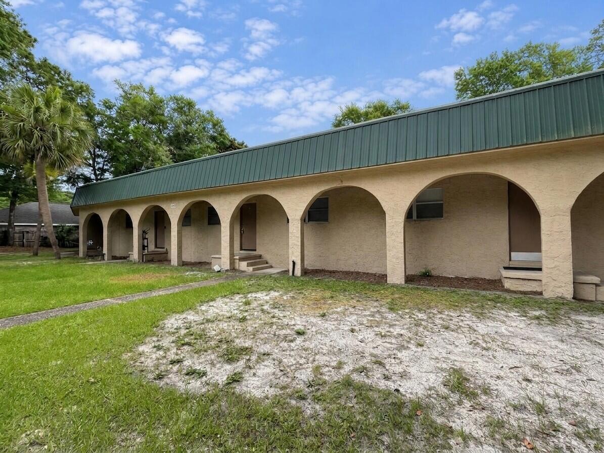 This charming and spacious apartment offers a bright and open living area, perfect for comfortable living and entertaining. The enclosed patio/sunroom provides a great bonus area for relaxation, additional storage, or an extra entertaining space with views of the backyard. Easy access to shopping, dining, schools. This home offers both convenience and comfort. Sorry, no pets allowed. All Coastal Realty Services residents are enrolled in the Resident Benefits Package (RBP) which includes renters insurance, HVAC air filter delivery (for applicable properties) and our best-in-class resident rewards program, and much more! More details upon application.