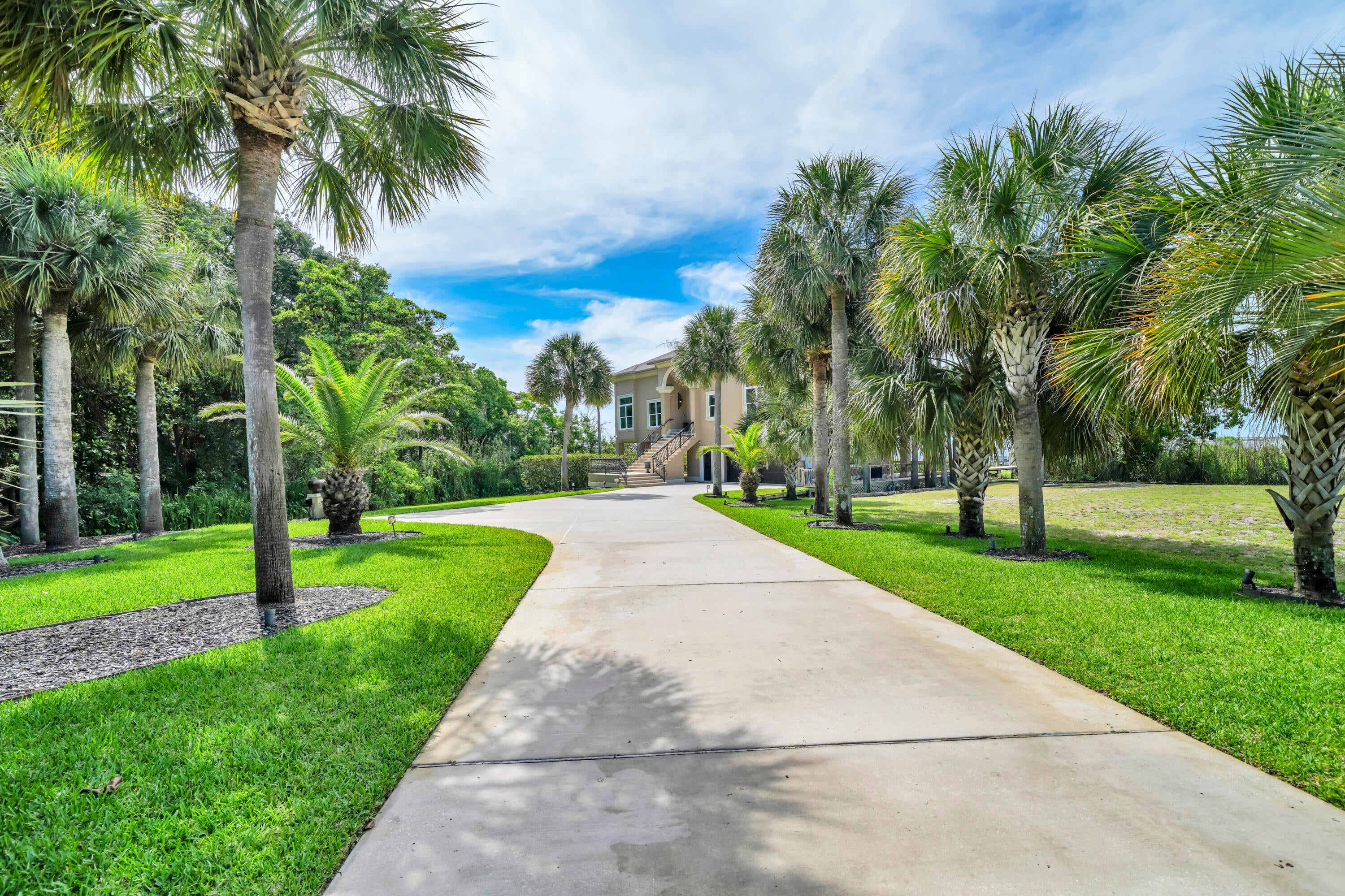 ISLANDVIEW BEACH - Residential