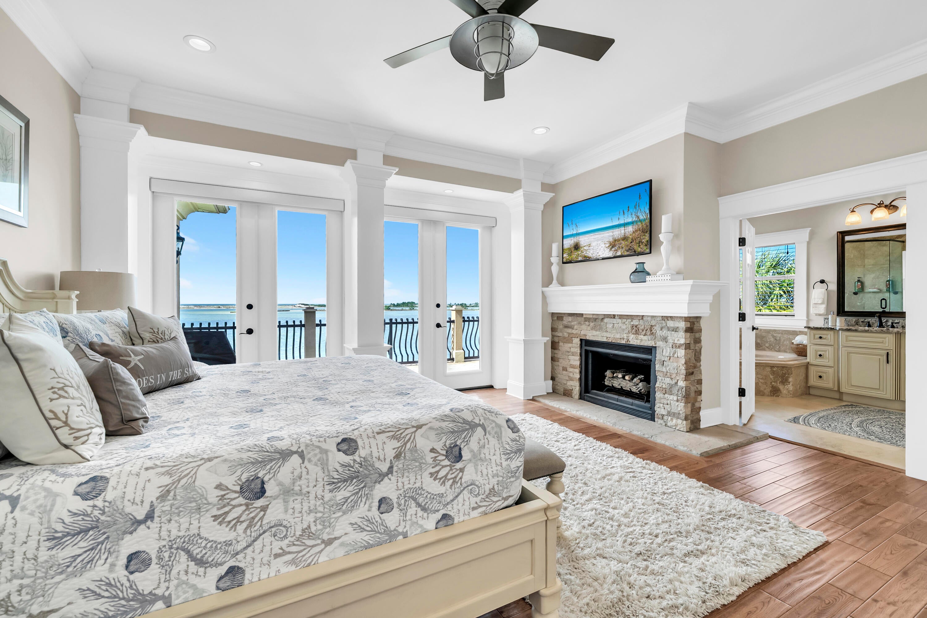 ISLANDVIEW BEACH - Residential