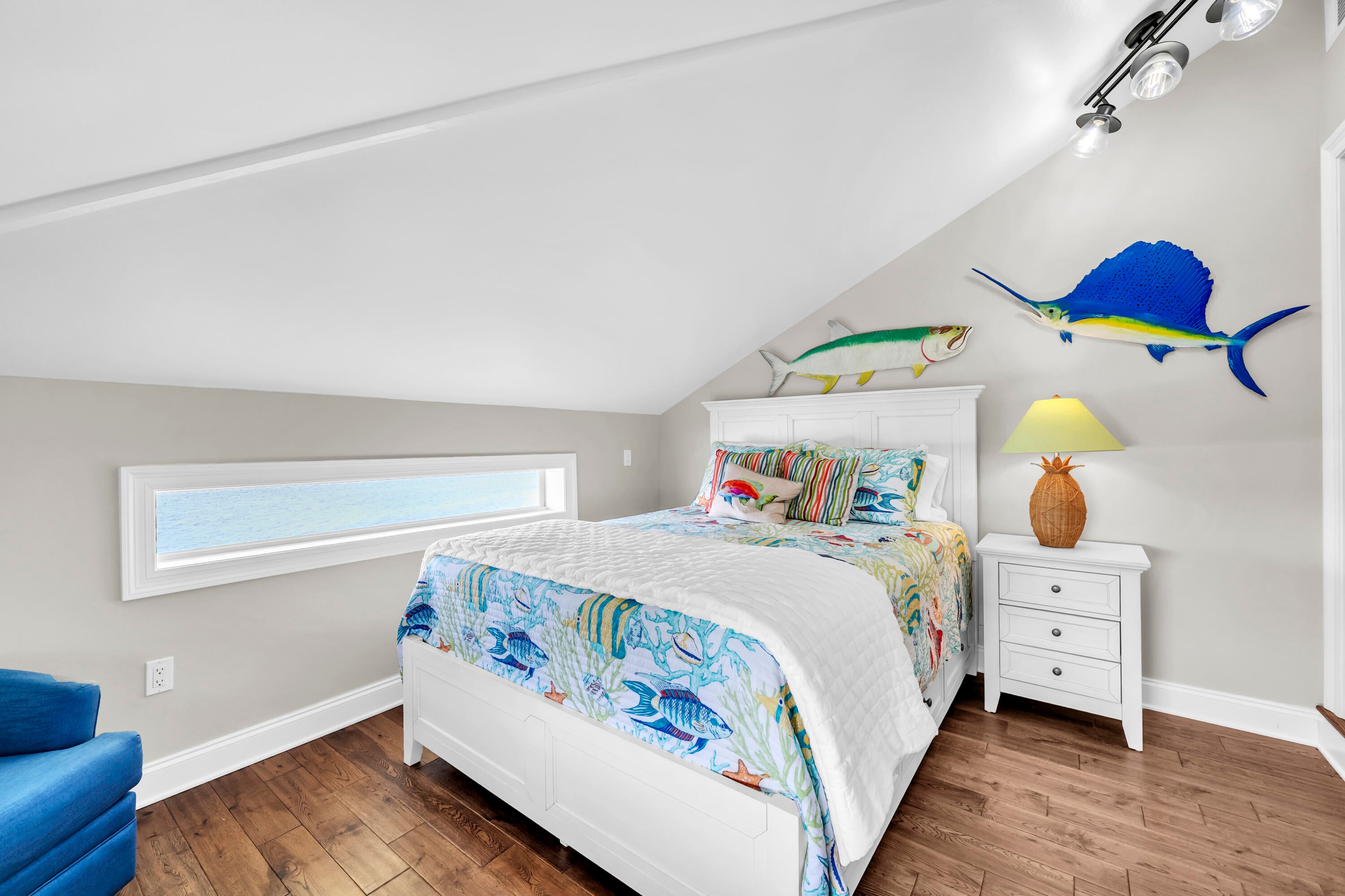 ISLANDVIEW BEACH - Residential