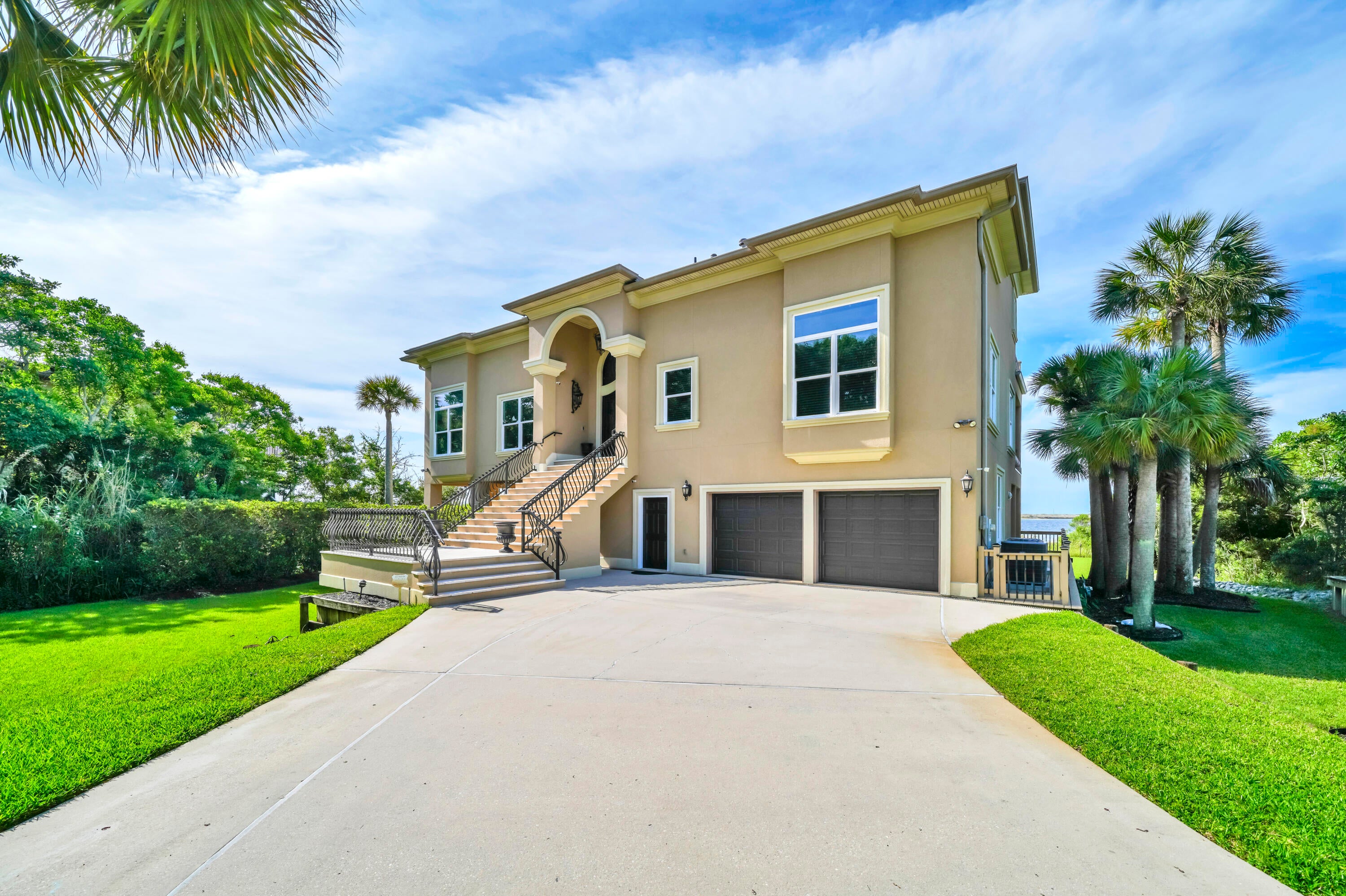 ISLANDVIEW BEACH - Residential
