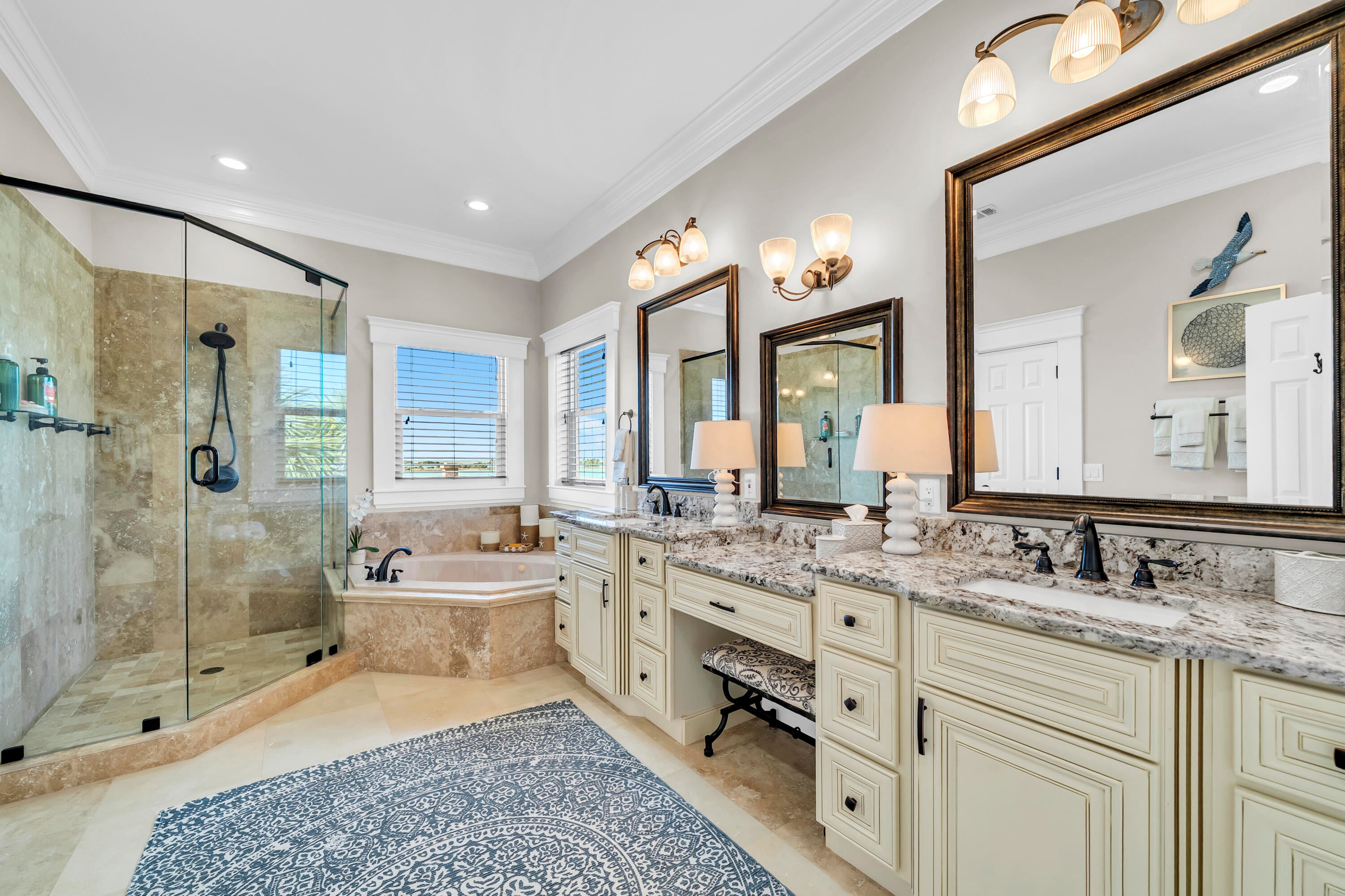 ISLANDVIEW BEACH - Residential
