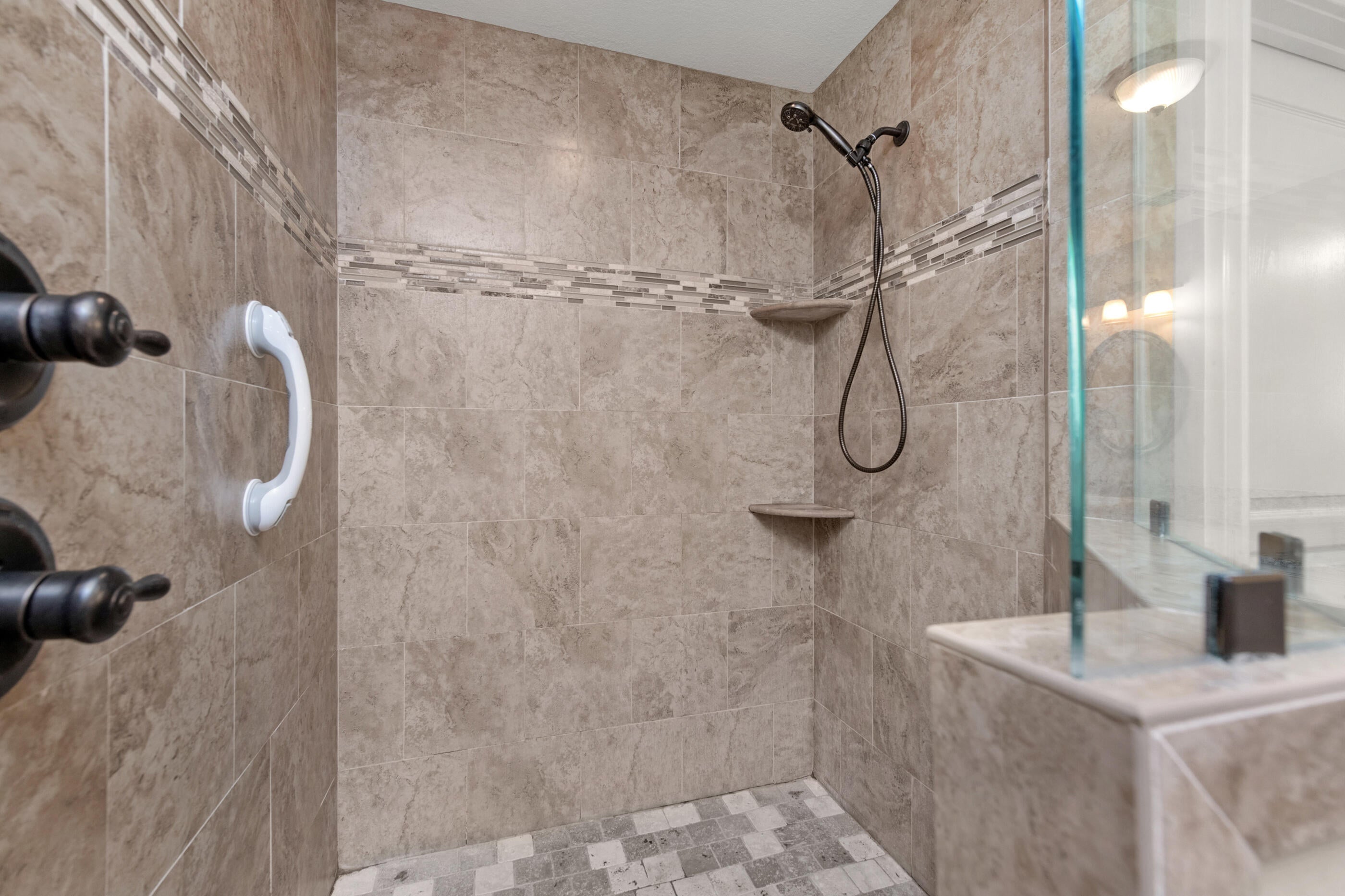 Holley Sea/1st Addit - Residential