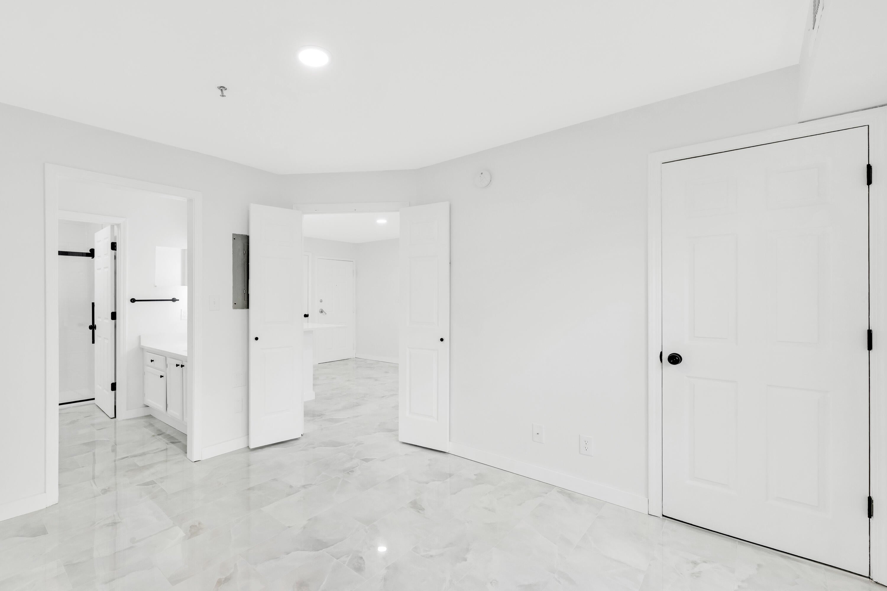 POINTE OF VIEW - Residential
