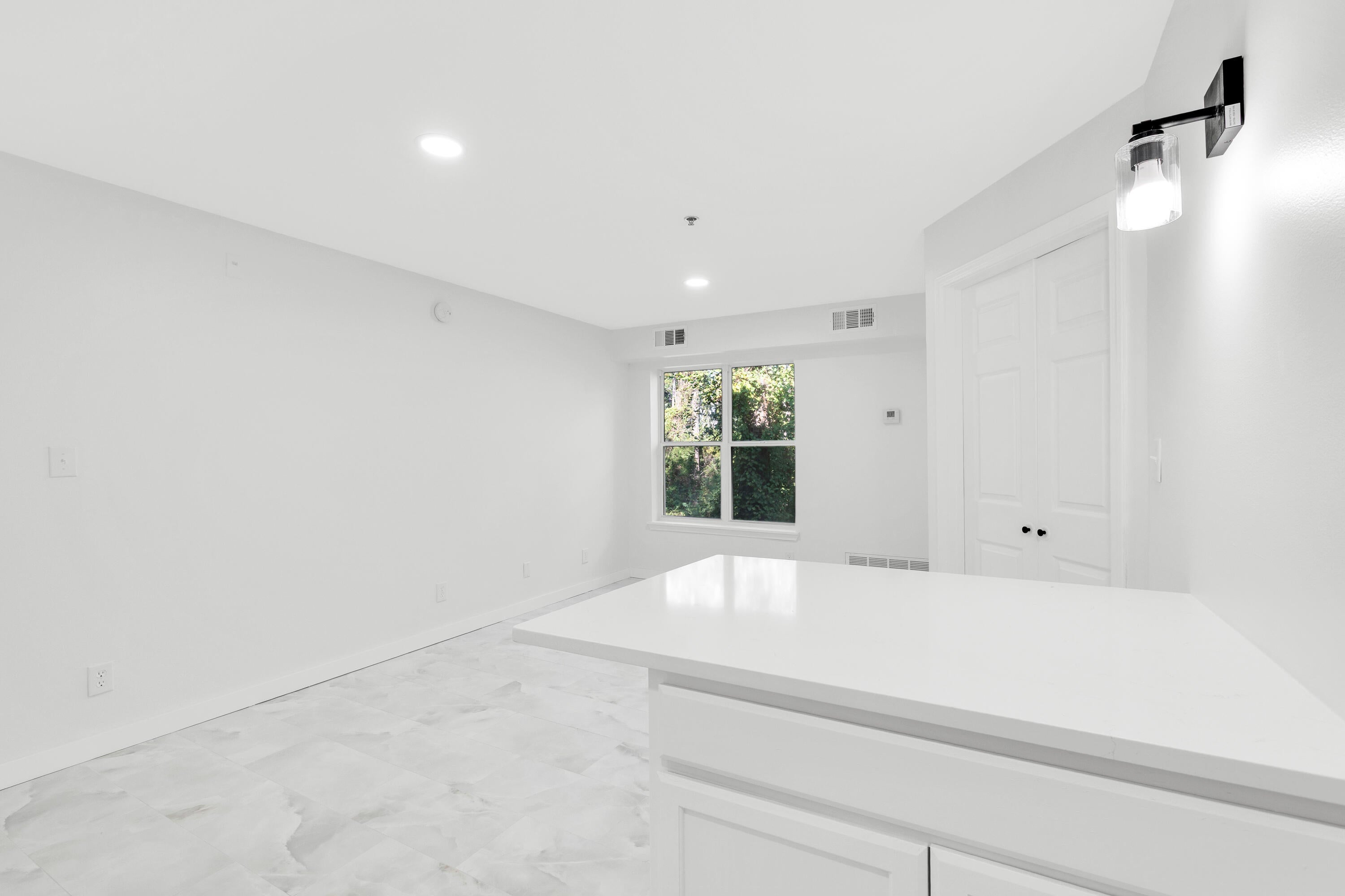 POINTE OF VIEW - Residential